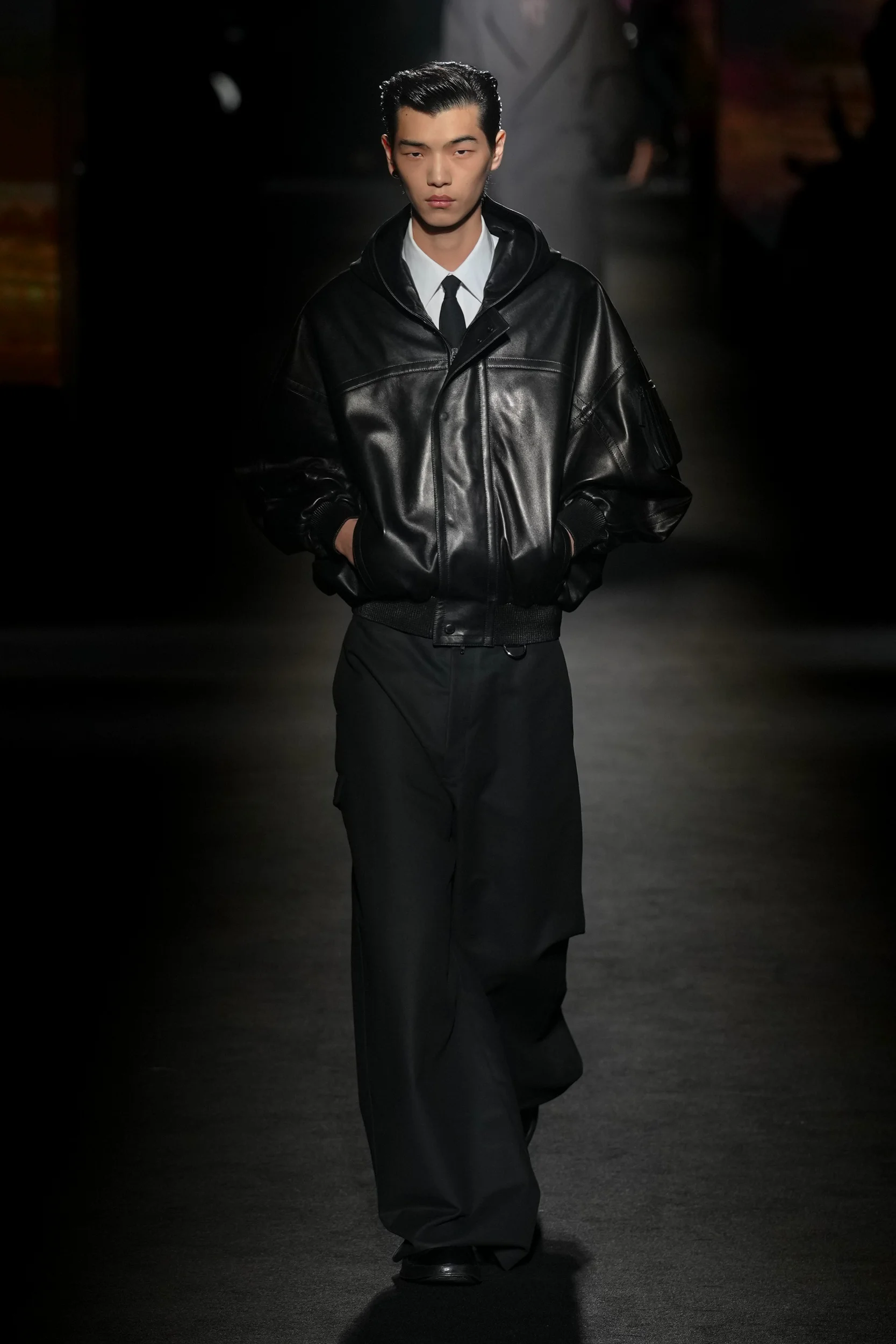 2026-27年秋冬コレクション_BALENCIAGA(バレンシアガ)_モデル_62