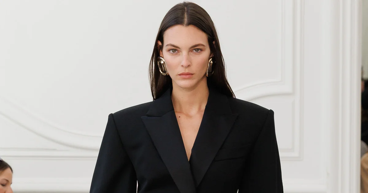 ジバンシィ(GIVENCHY) - 2025年秋冬コレクション | SPUR ジバンシィ(GIVENCHY) - 2025年秋冬コレクション | SPUR
