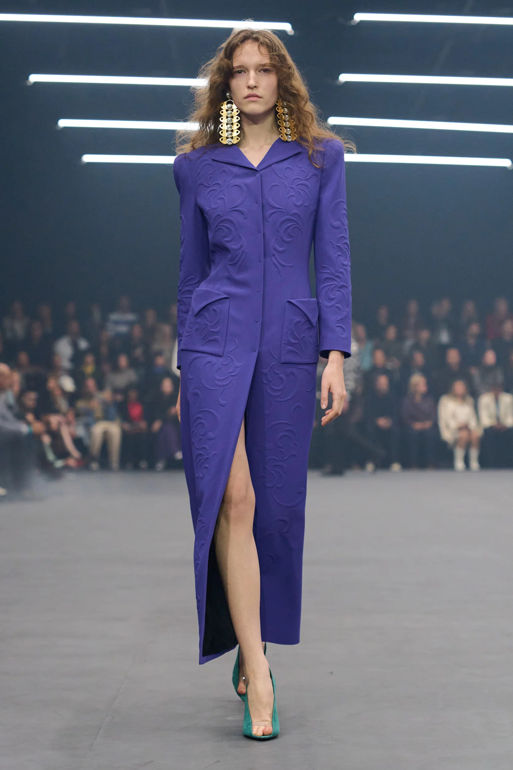 2026年春夏コレクション_VALENTINO(ヴァレンティノ)_モデル_7
