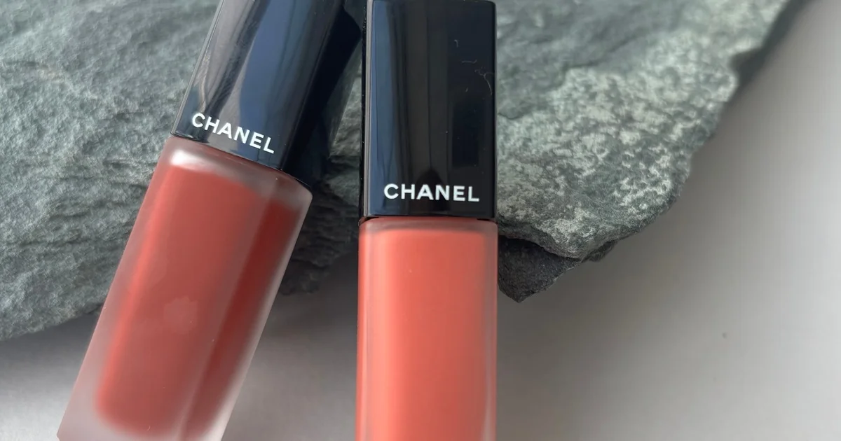 シャネル】のルージュ アリュール リクィッド ヴェルヴェットがマット