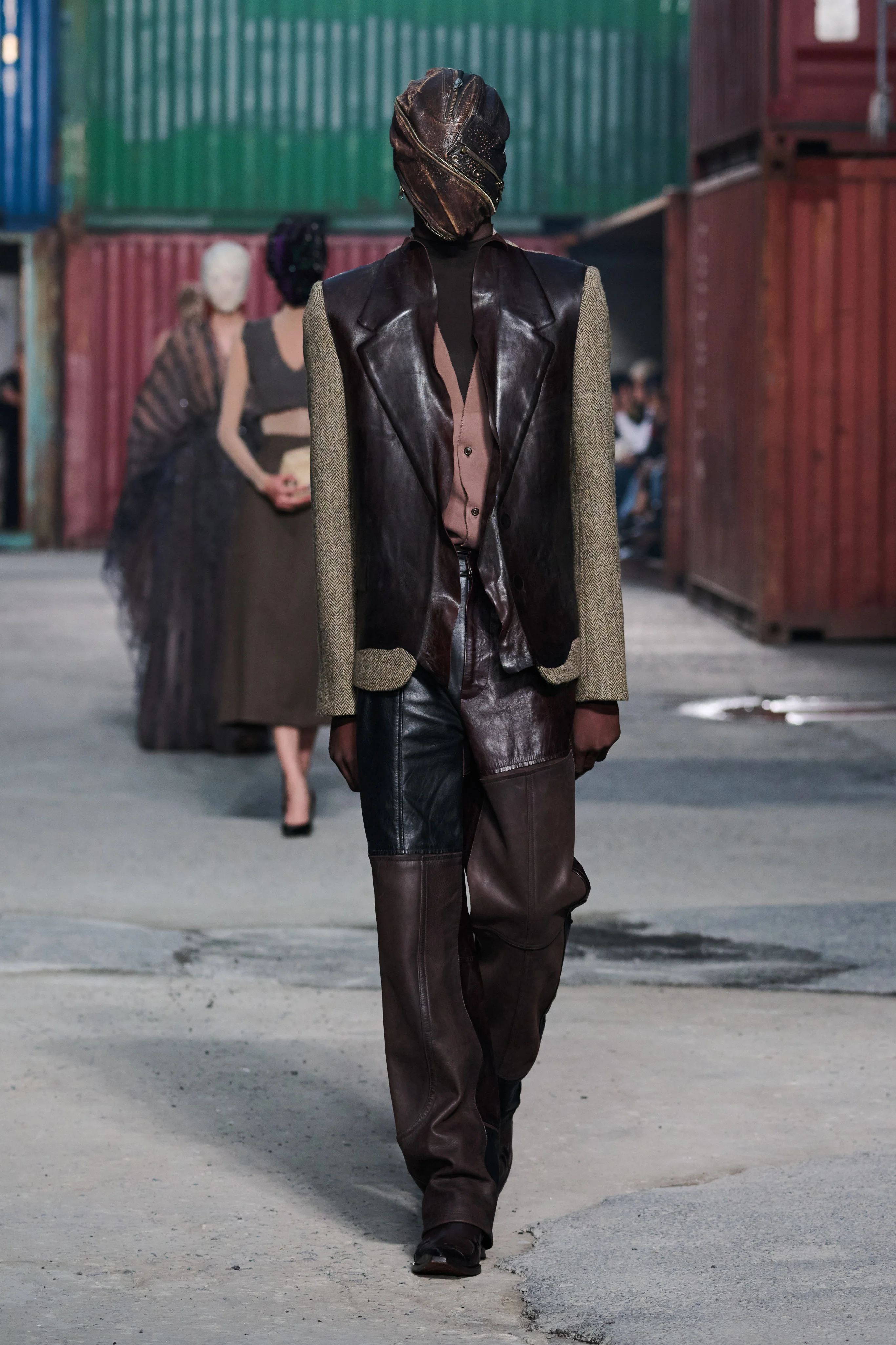 2026-27年秋冬コレクション_MAISON MARGIELA(メゾン マルジェラ)_モデル_38