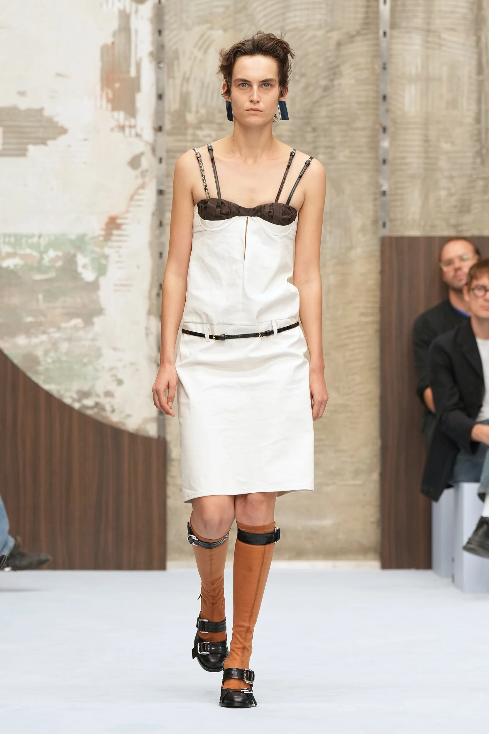2027年春夏コレクション_MARNI(マルニ)_モデル_9