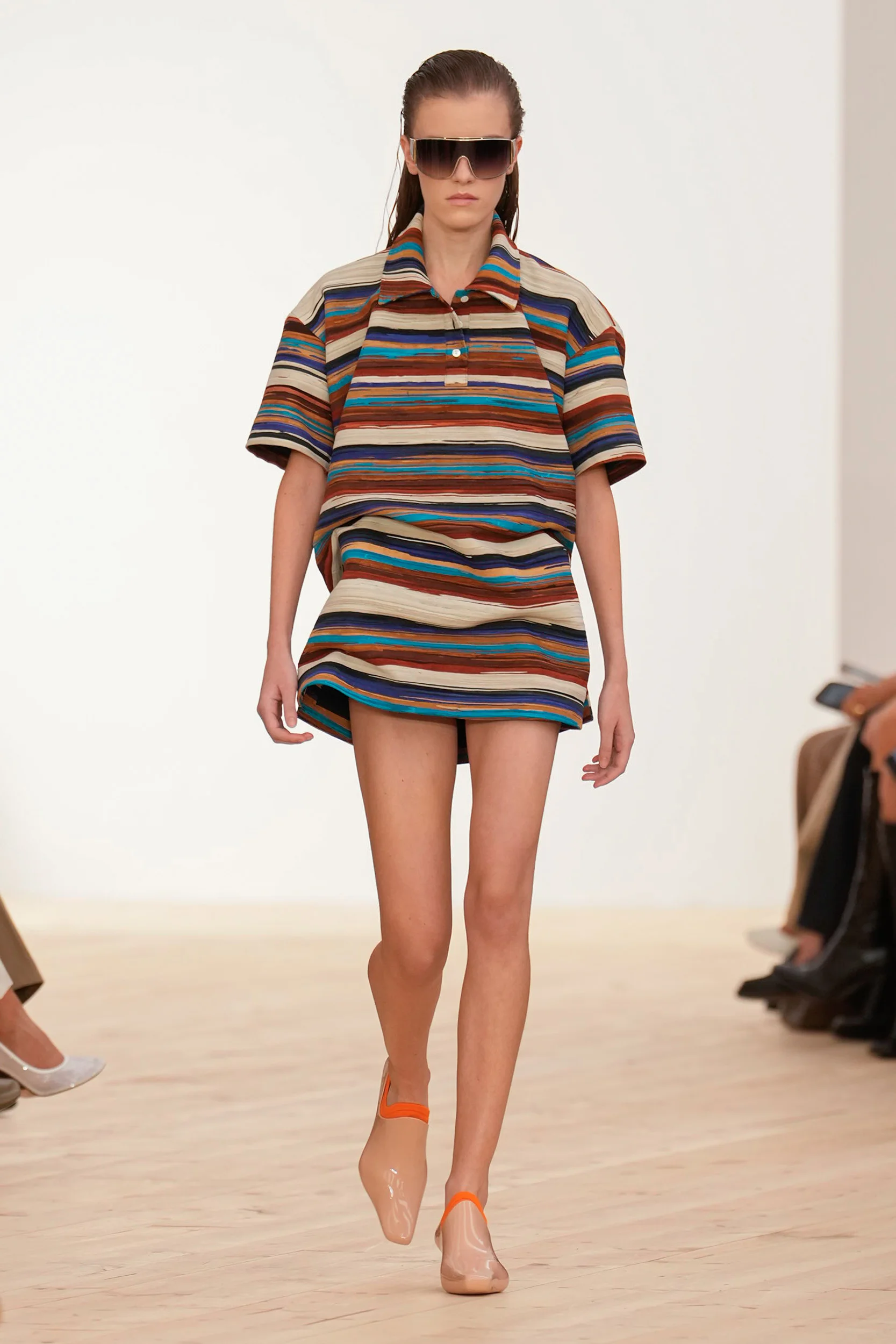 2026年春夏コレクション_LOEWE(ロエベ)_モデル_28