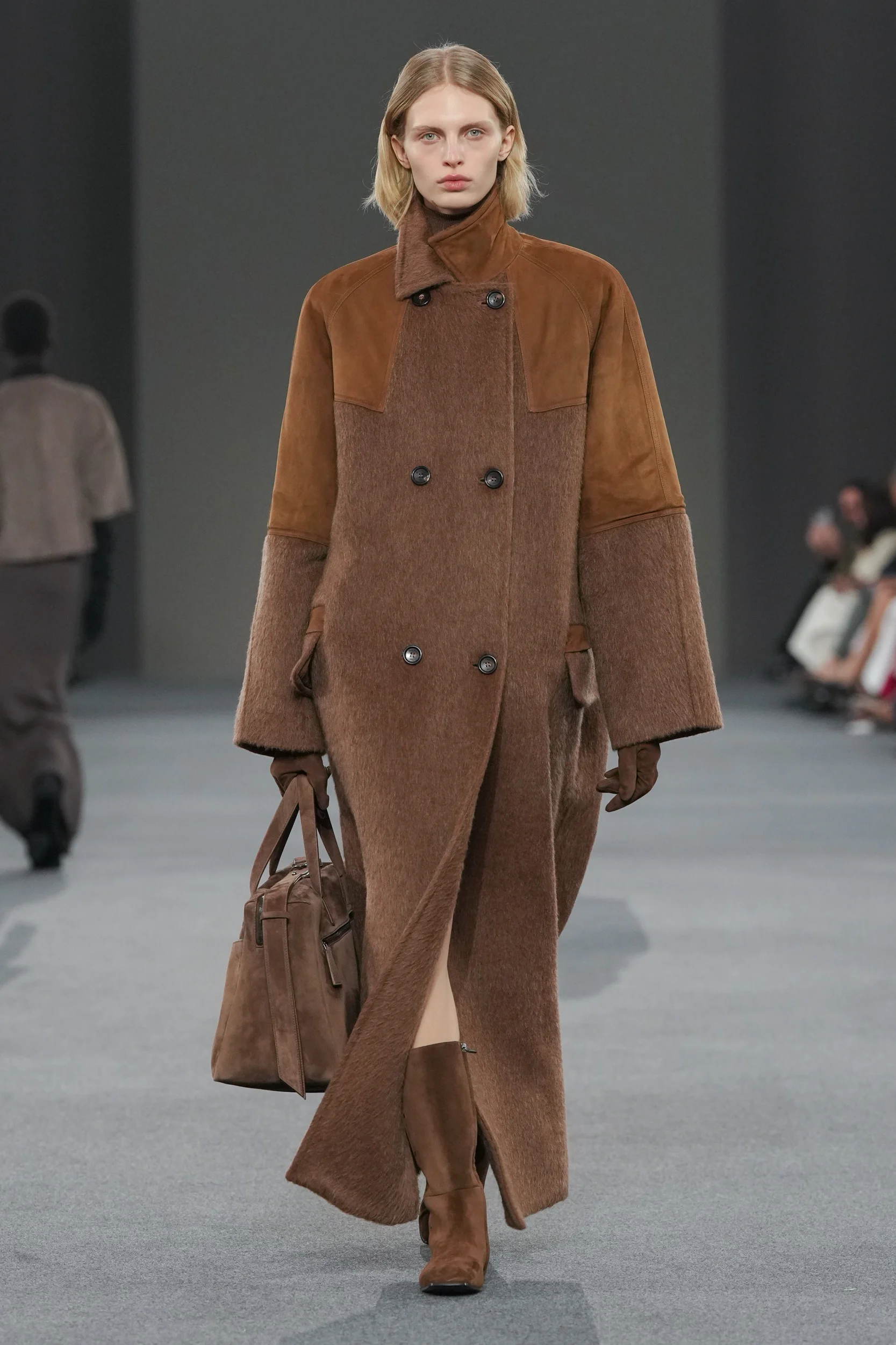 2026-27年秋冬コレクション_MAX MARA(マックスマーラ)_モデル_10