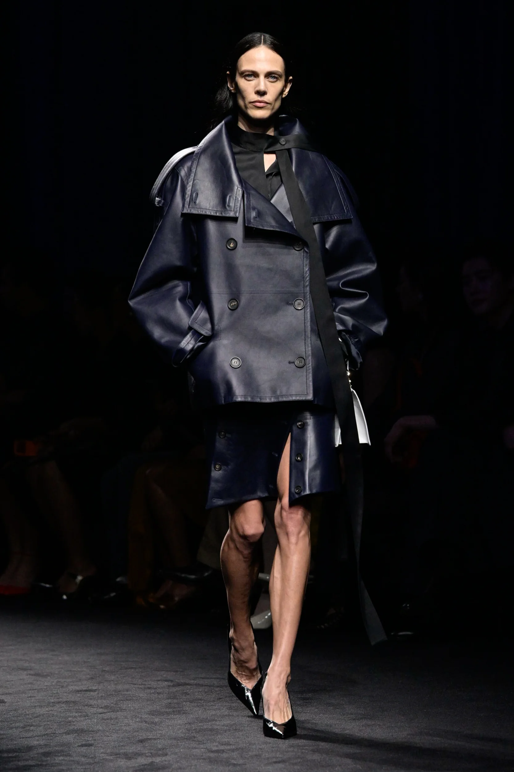 2026-27年秋冬コレクション_FERRAGAMO(フェラガモ)_モデル_16