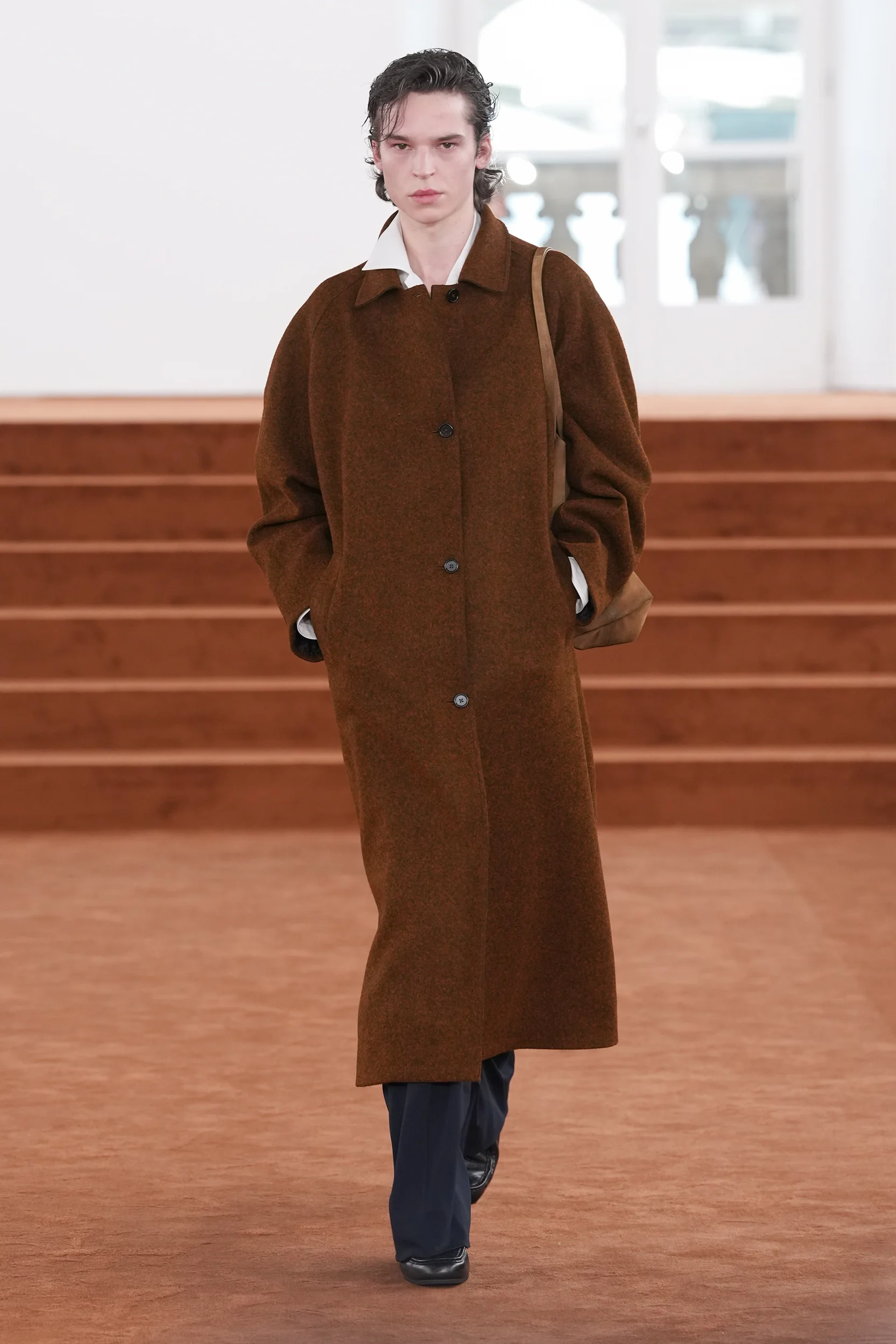 2026-27年秋冬コレクション_JIL SANDER(ジル サンダー)_モデル_37