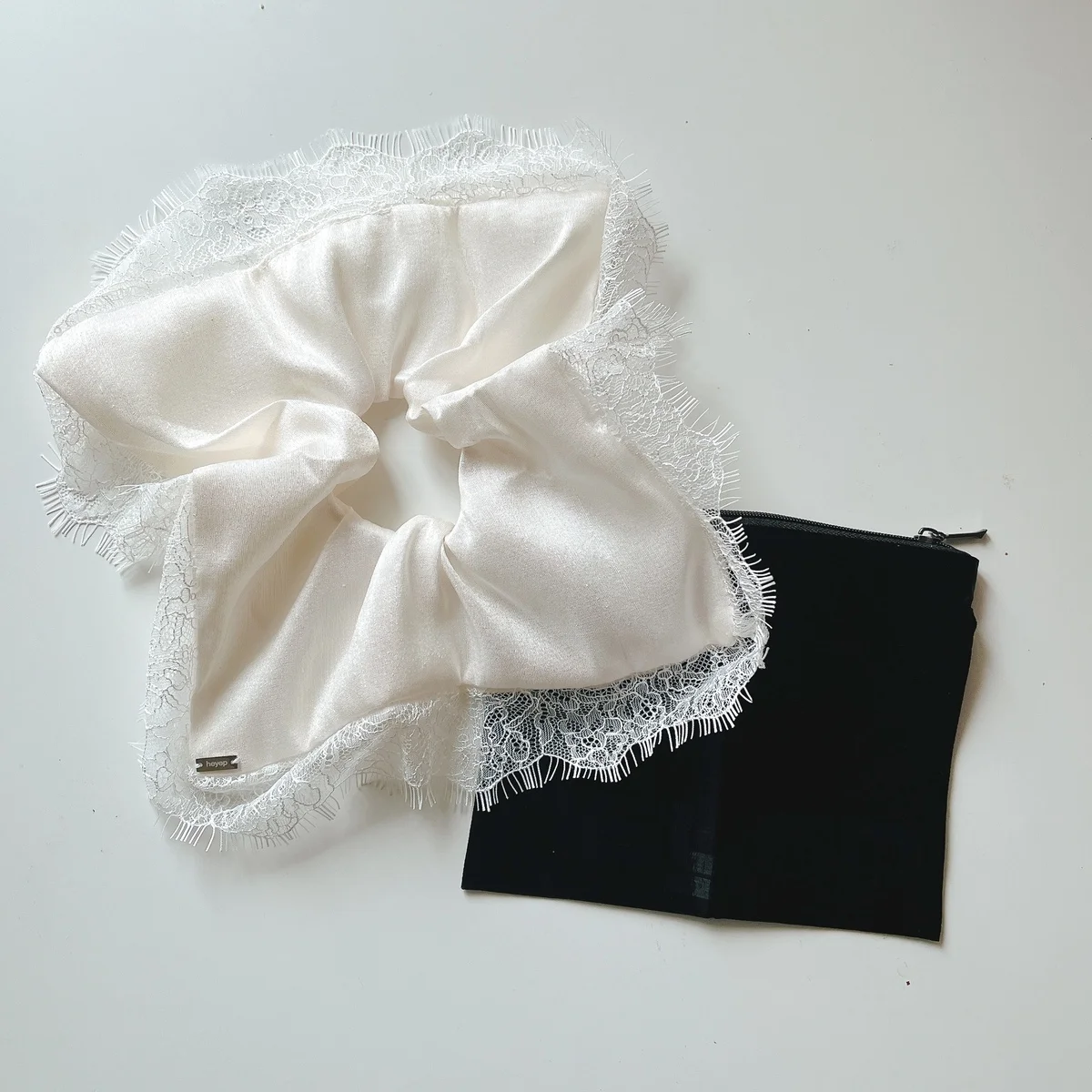 ささっと結んで、あらお洒落。【heyep（ヘイップ）】のシュシュさえあれば！