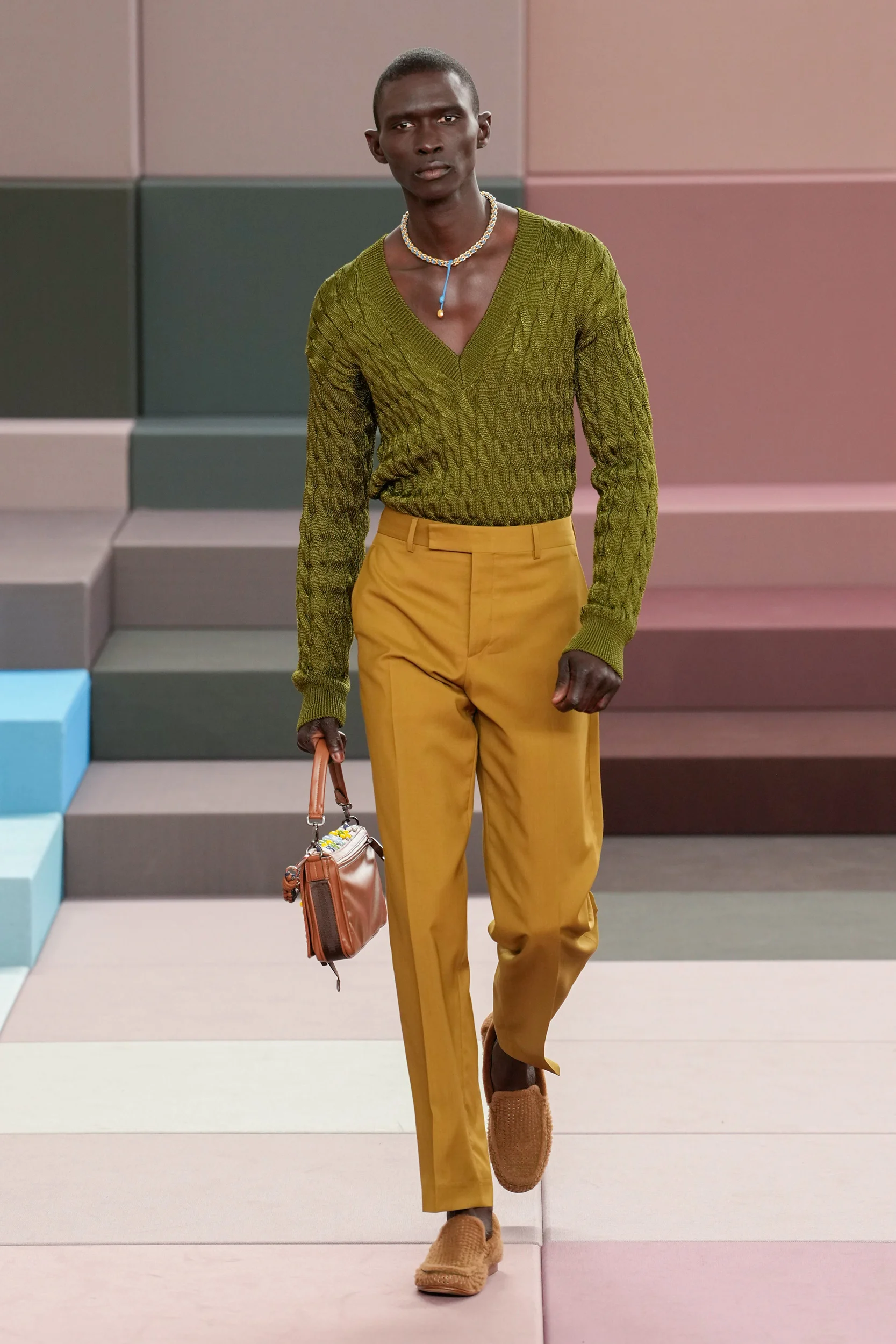 2026年春夏コレクション_FENDI(フェンディ)_モデル_19