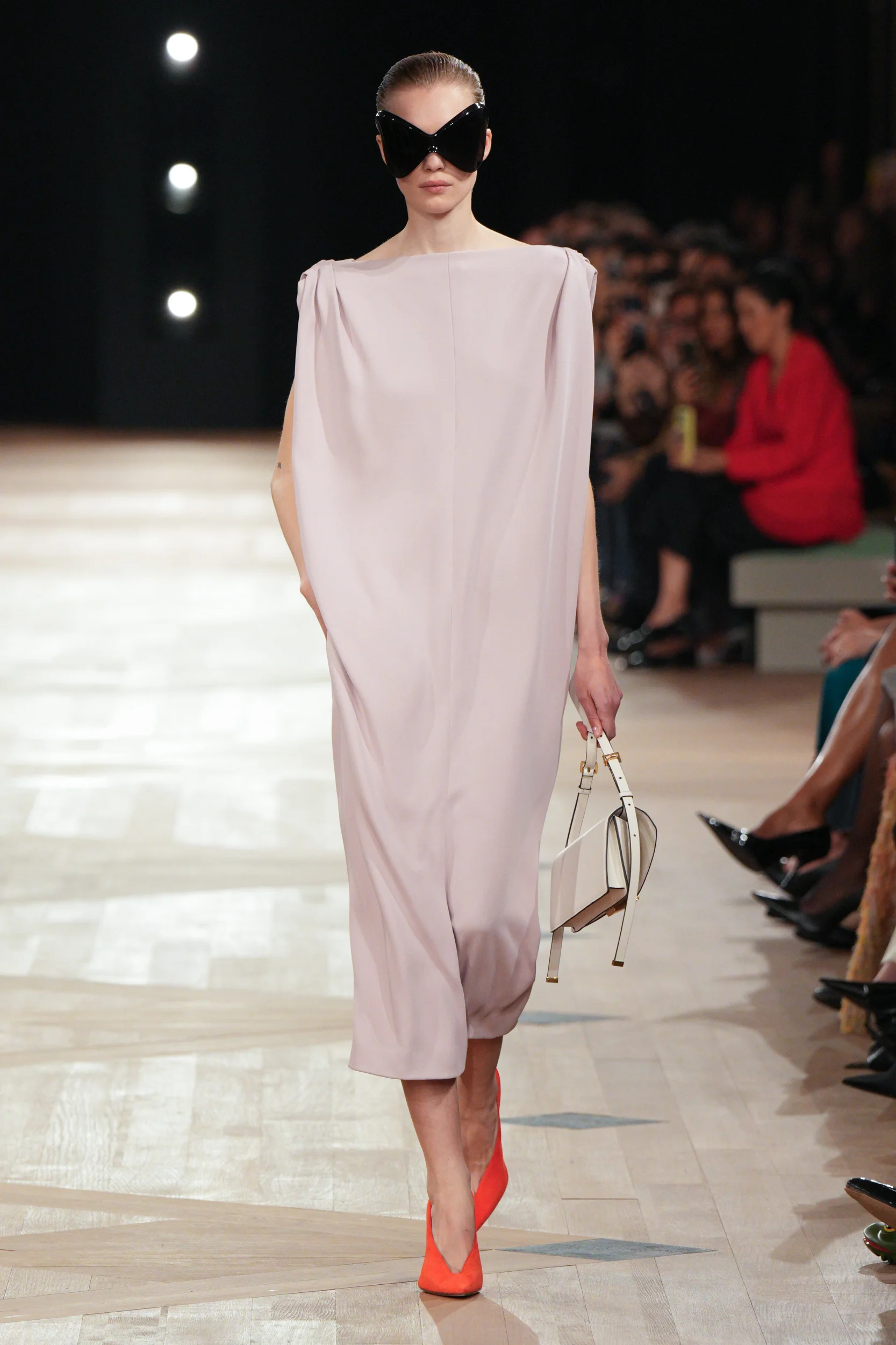 2026年春夏コレクション_BALENCIAGA(バレンシアガ)_モデル_7