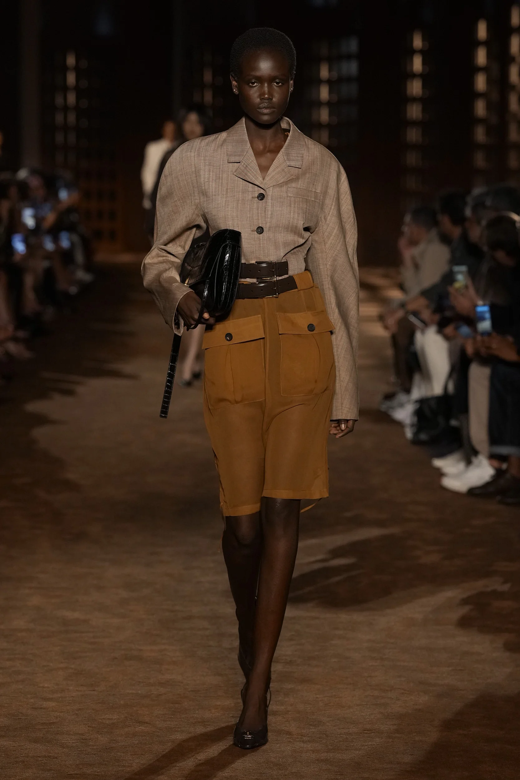 2027年春夏コレクション_FERRAGAMO(フェラガモ)_モデル_6