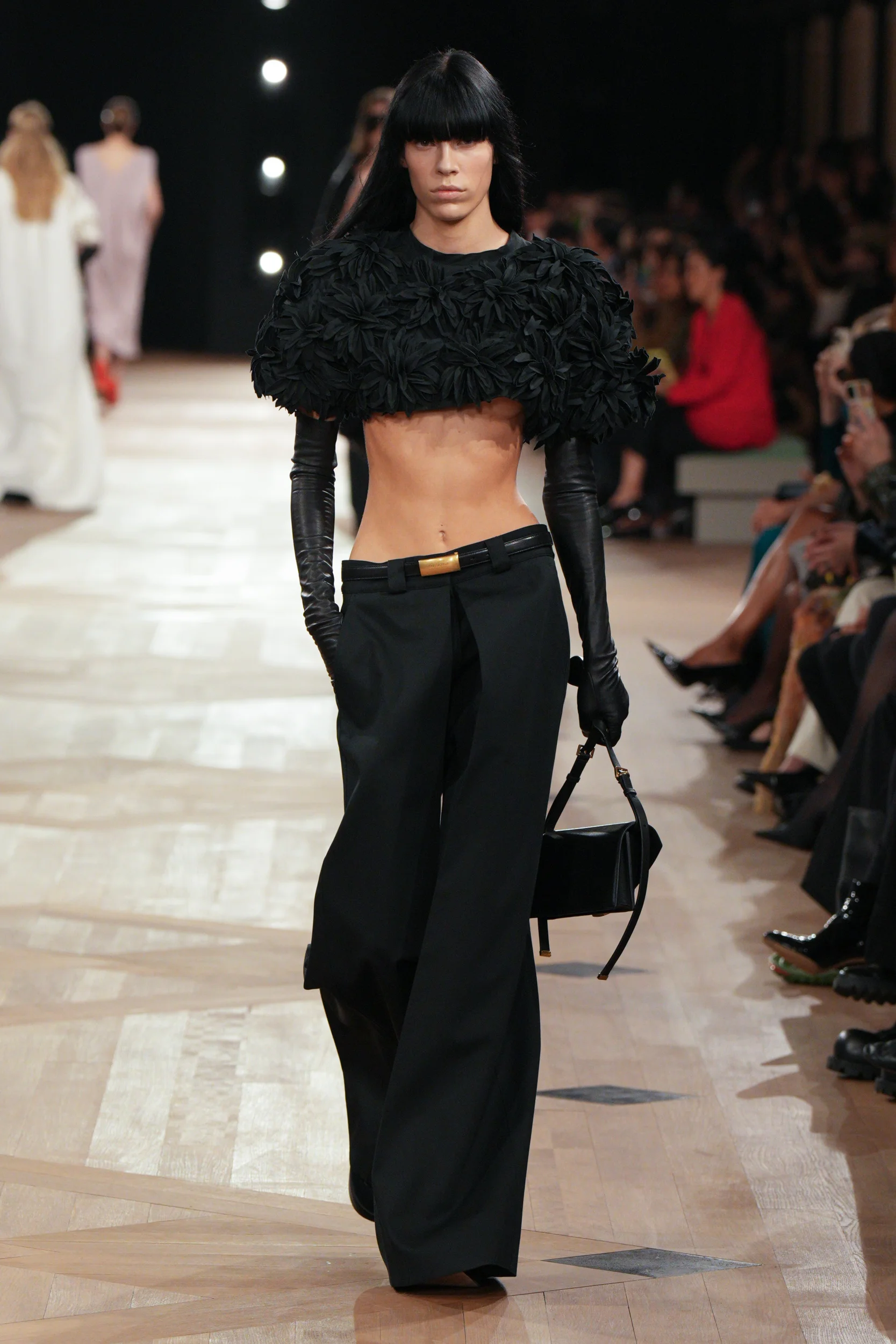 2026年春夏コレクション_BALENCIAGA(バレンシアガ)_モデル_15