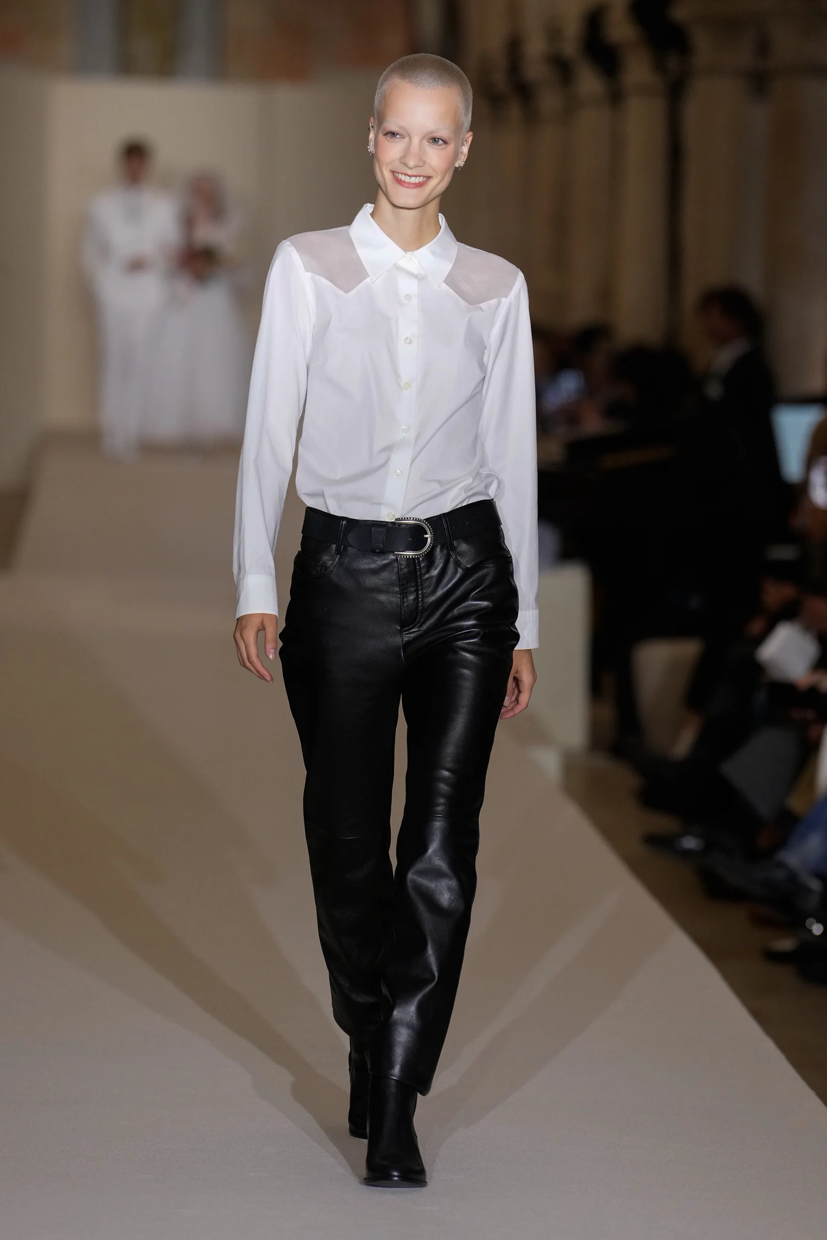 2026年春夏コレクション_AGNES B.(アニエスベー)_モデル_87