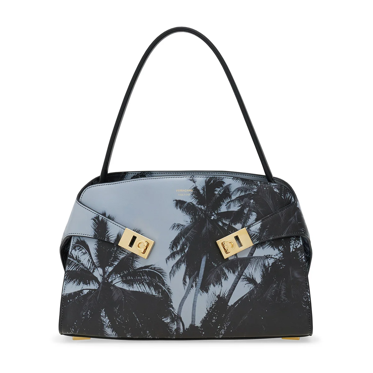 FERRAGAMO　HUGバッグ、モダニティと美しさを抱きしめての画像7