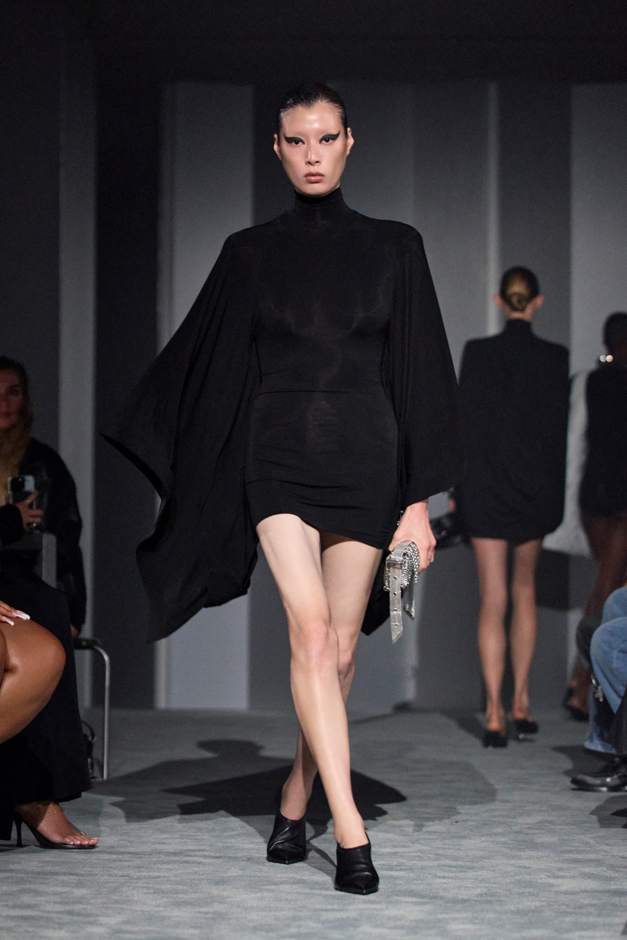 2026年春夏コレクション_ALEXANDER WANG(アレキサンダー ワン)_モデル_33