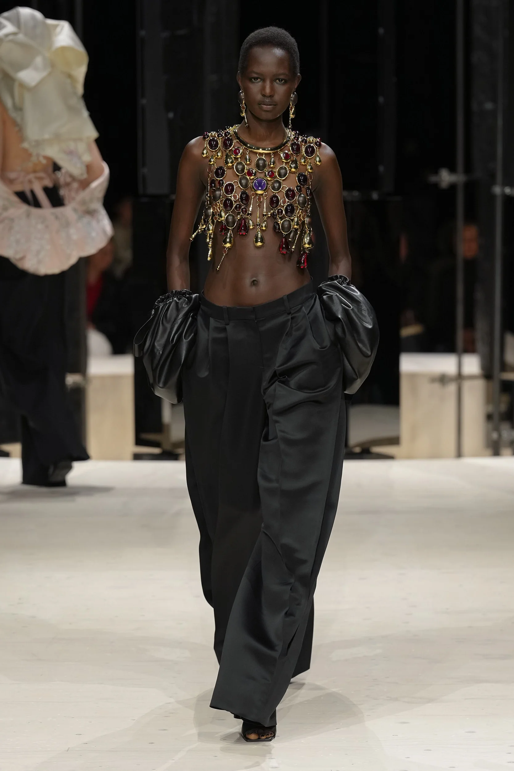 2026-27年秋冬コレクション_GIVENCHY(ジバンシィ)_モデル_49