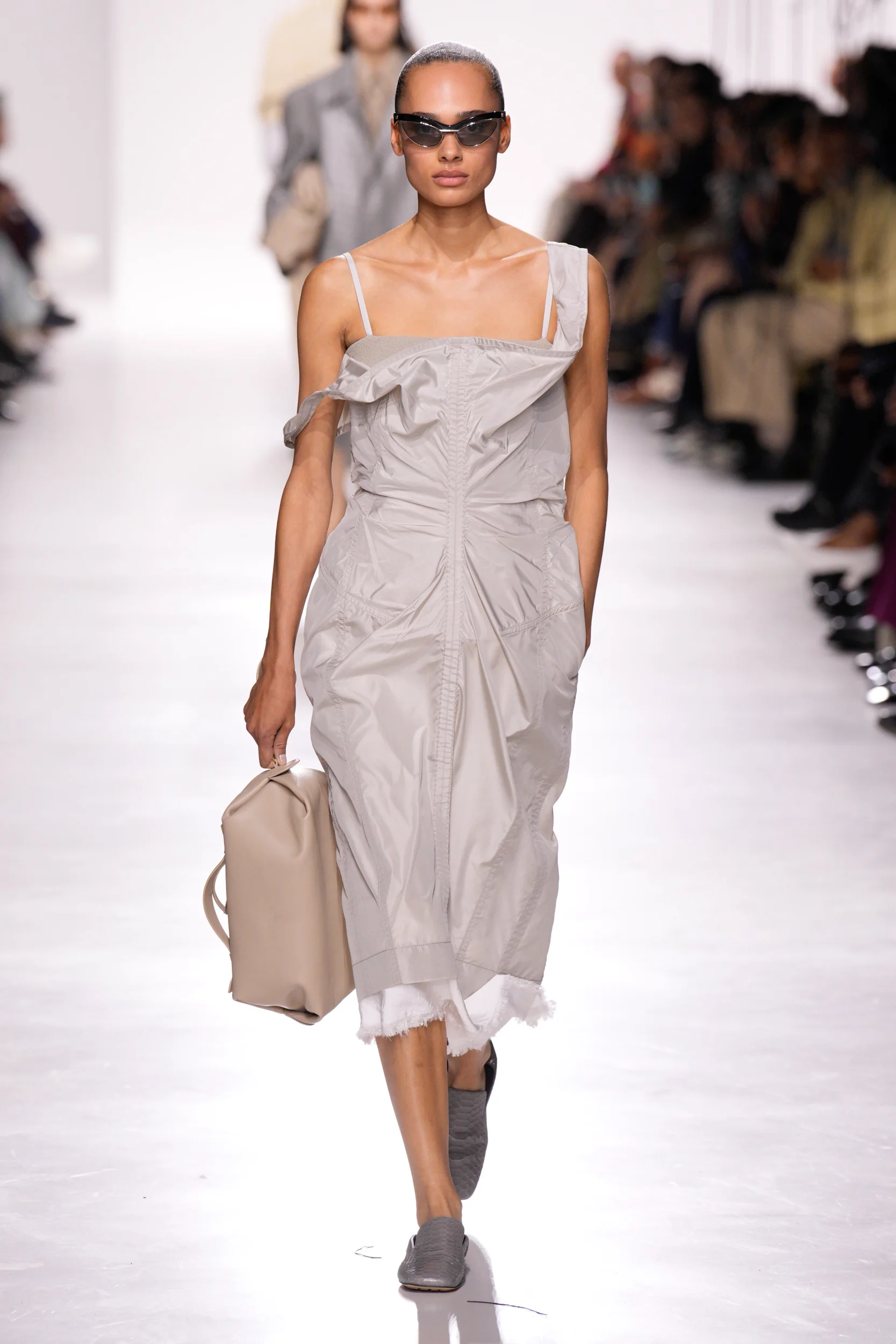 2026年春夏コレクション_BOTTEGA VENETA(ボッテガ ヴェネタ)_モデル_49
