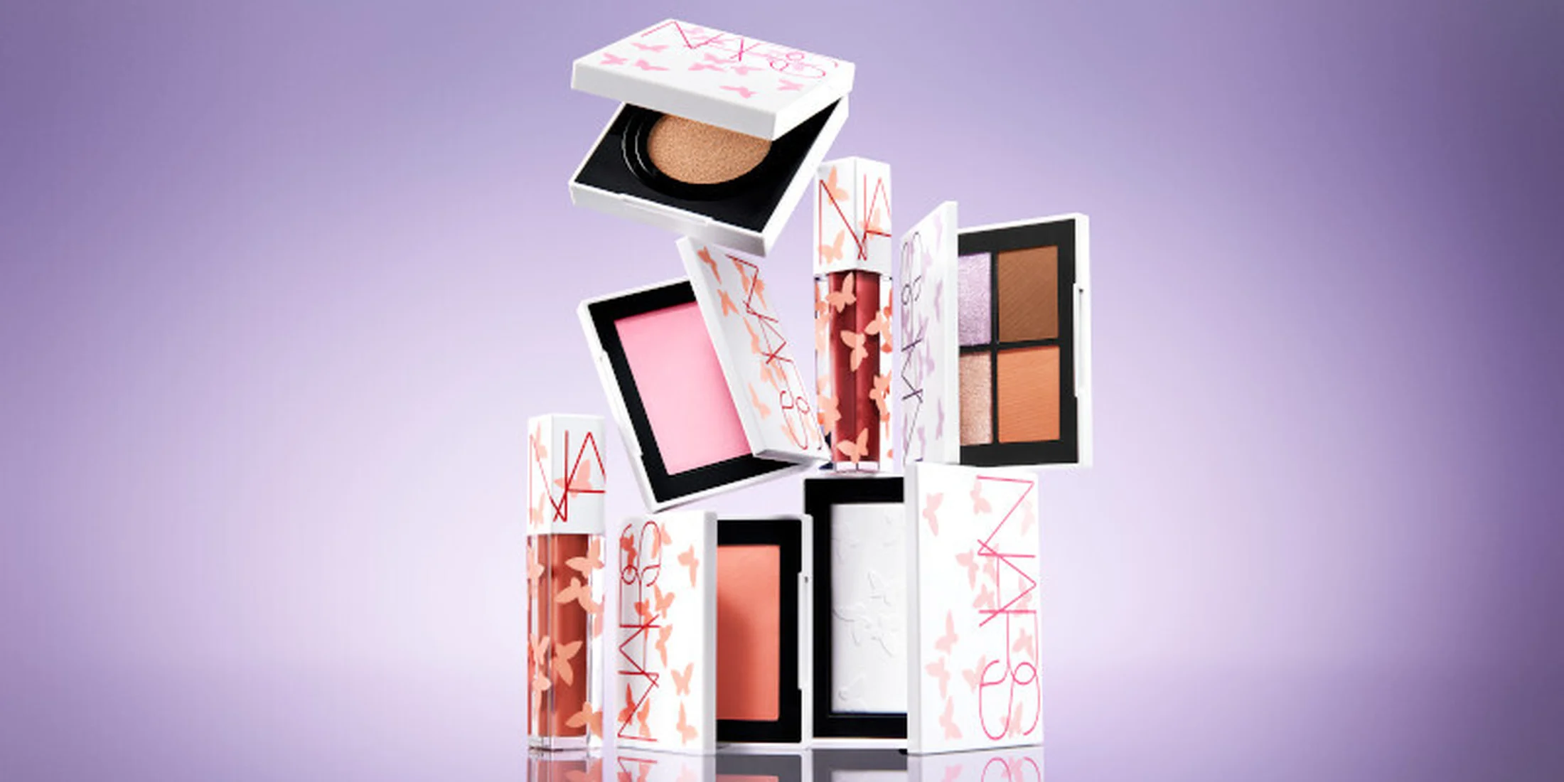 アジア限定！ 【NARS】“リフ粉”を筆頭に、スターコスメが蝶モチーフの限定パッケージに