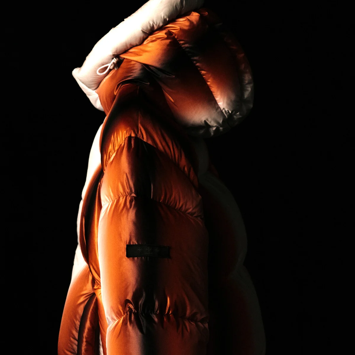 【タトラス】が輪島塗から着想を得た限定カプセルコレクションを発売