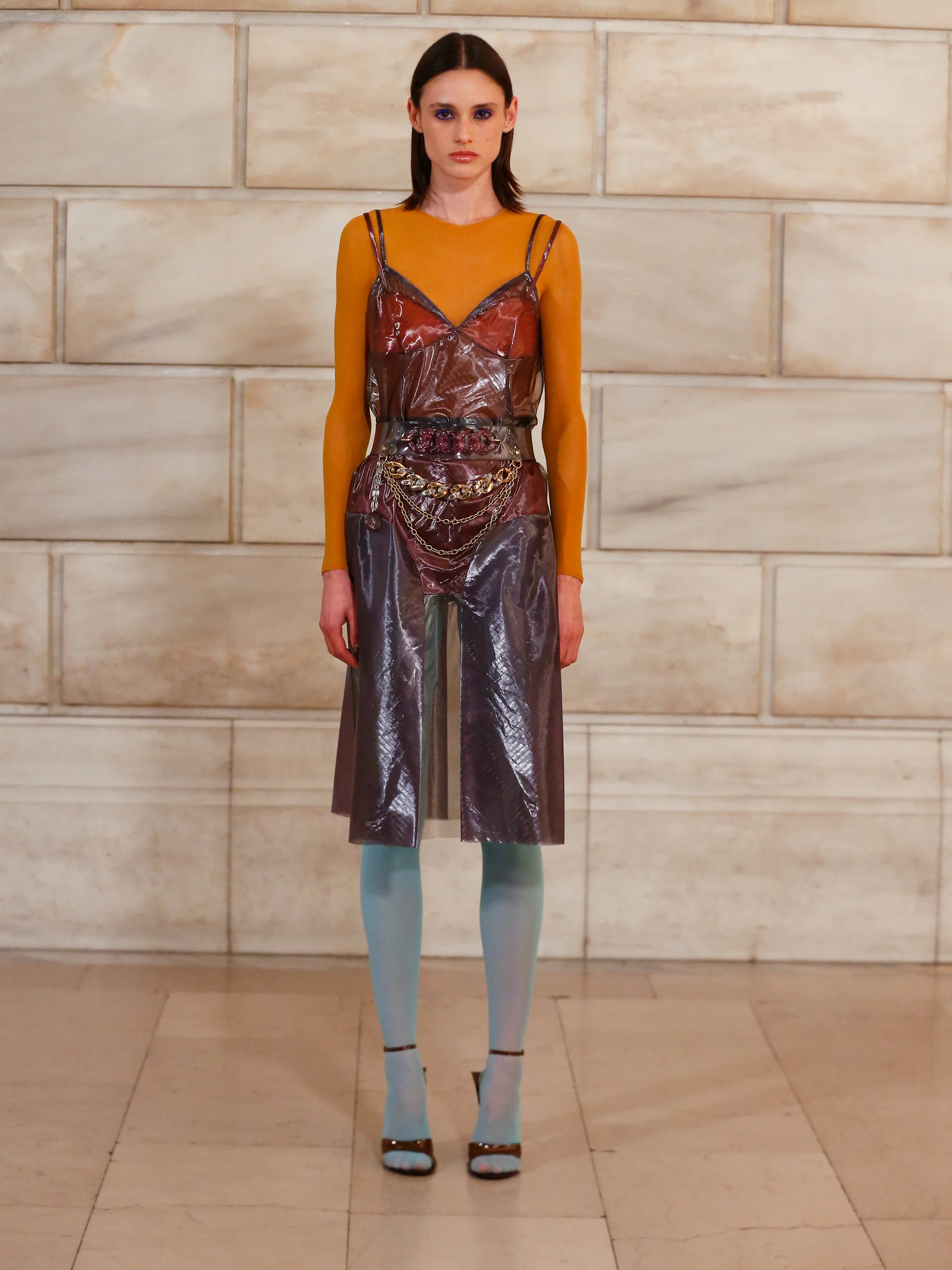 2027年春夏コレクション_MARC JACOBS(マーク ジェイコブス)_モデル_7