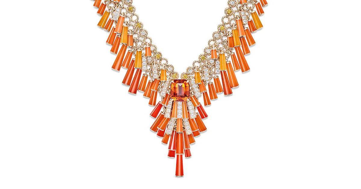 レア　最新ハイジュエリーカタログ ピアジェ】150周年記念！ 新作ハイジュエリーコレクション「エッセンス