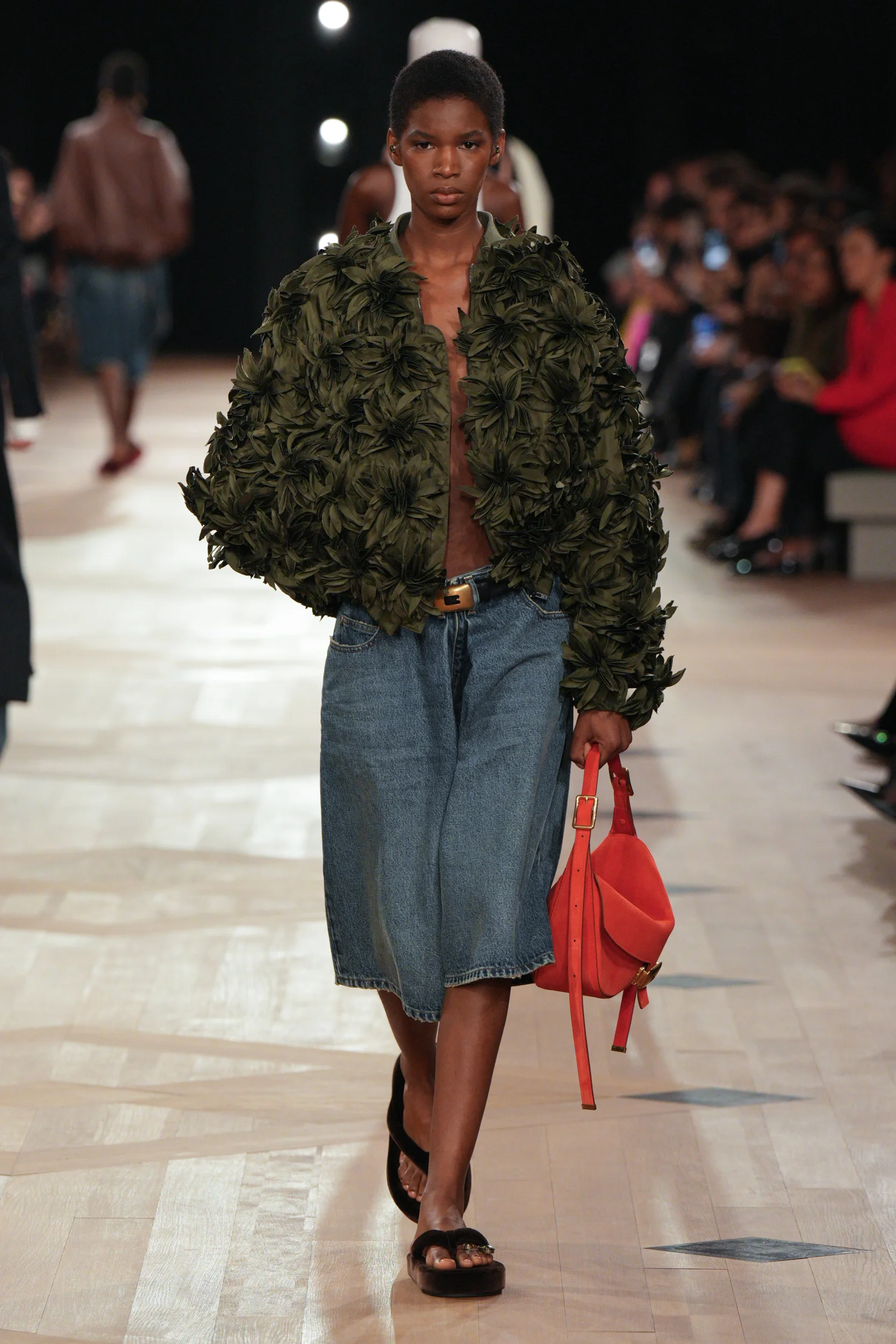 2026年春夏コレクション_BALENCIAGA(バレンシアガ)_モデル_38