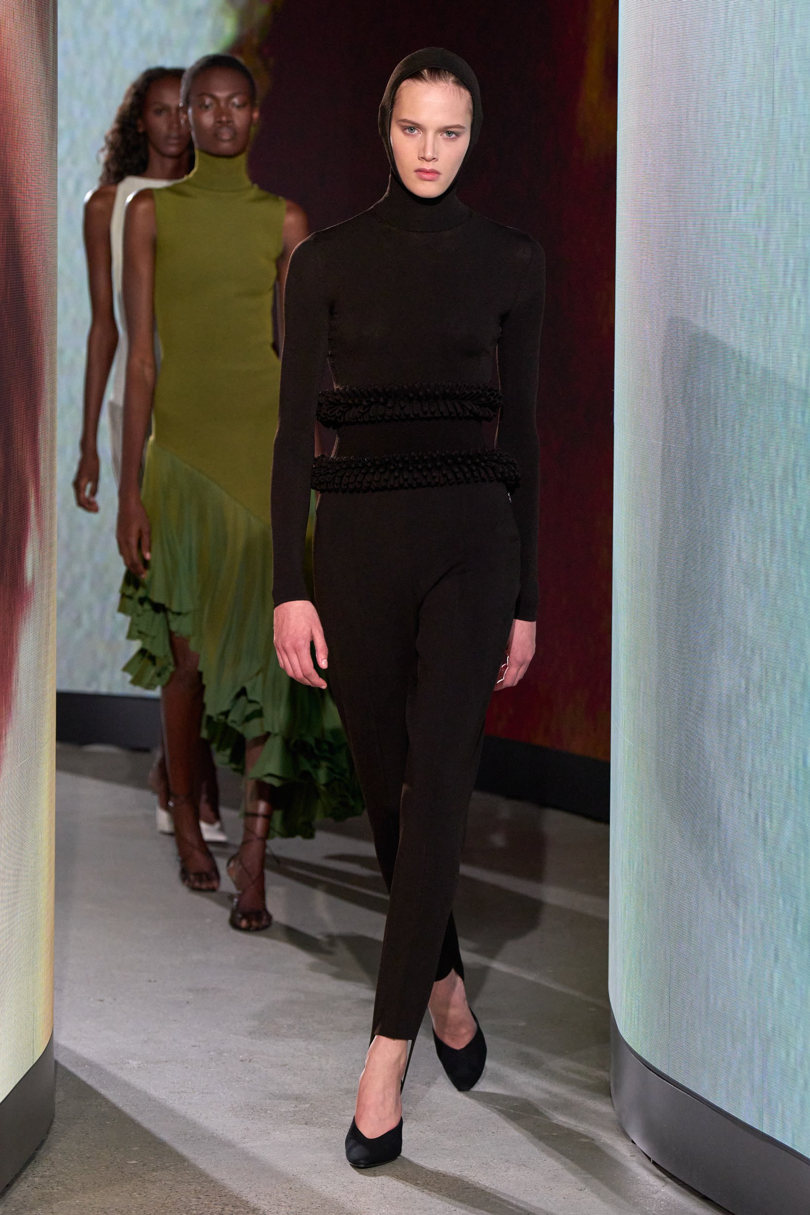 2027年春夏コレクション_ALAÏA(アライア)_モデル_33
