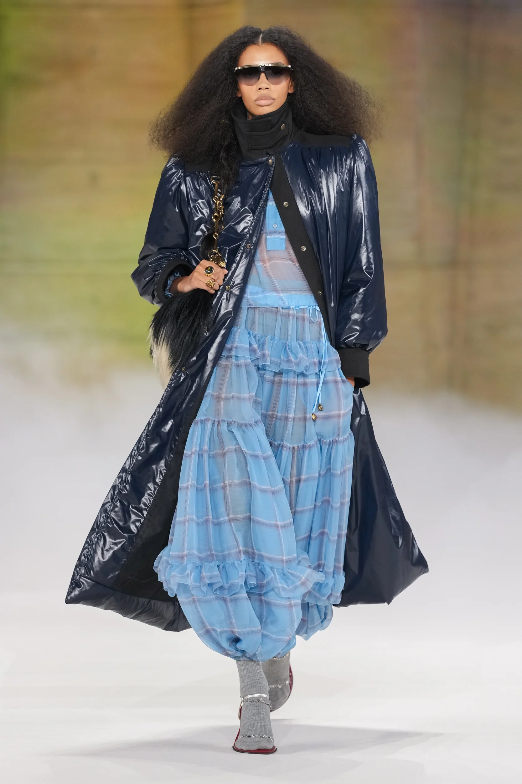 2026-27年秋冬コレクション_CHLOÉ(クロエ)_モデル_11