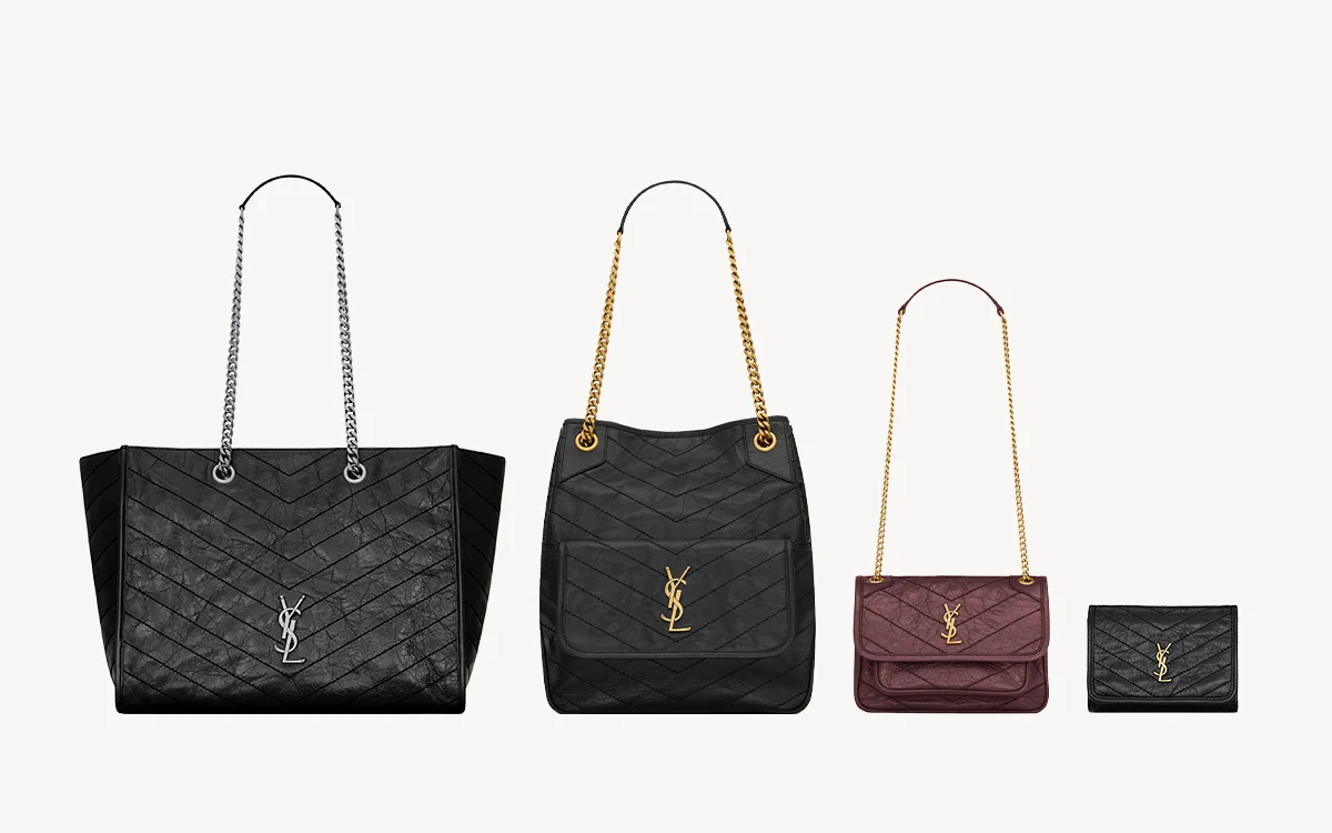 左から　ニキ ショッピングバッグ ¥467,500·ニキ ミディアムショッピングバッグ＜H25×W30×D12cm＞￥500,500・ニキ ミニチェーンバッグ＜H12.5×W18×D5cm＞￥308,000・ニキ スリムトリフォールドウォレット＜H8.5×W12×D2.5cm＞￥97,900／サンローラン クライアントサービス（サンローラン バイ アンソニー・ヴァカレロ）