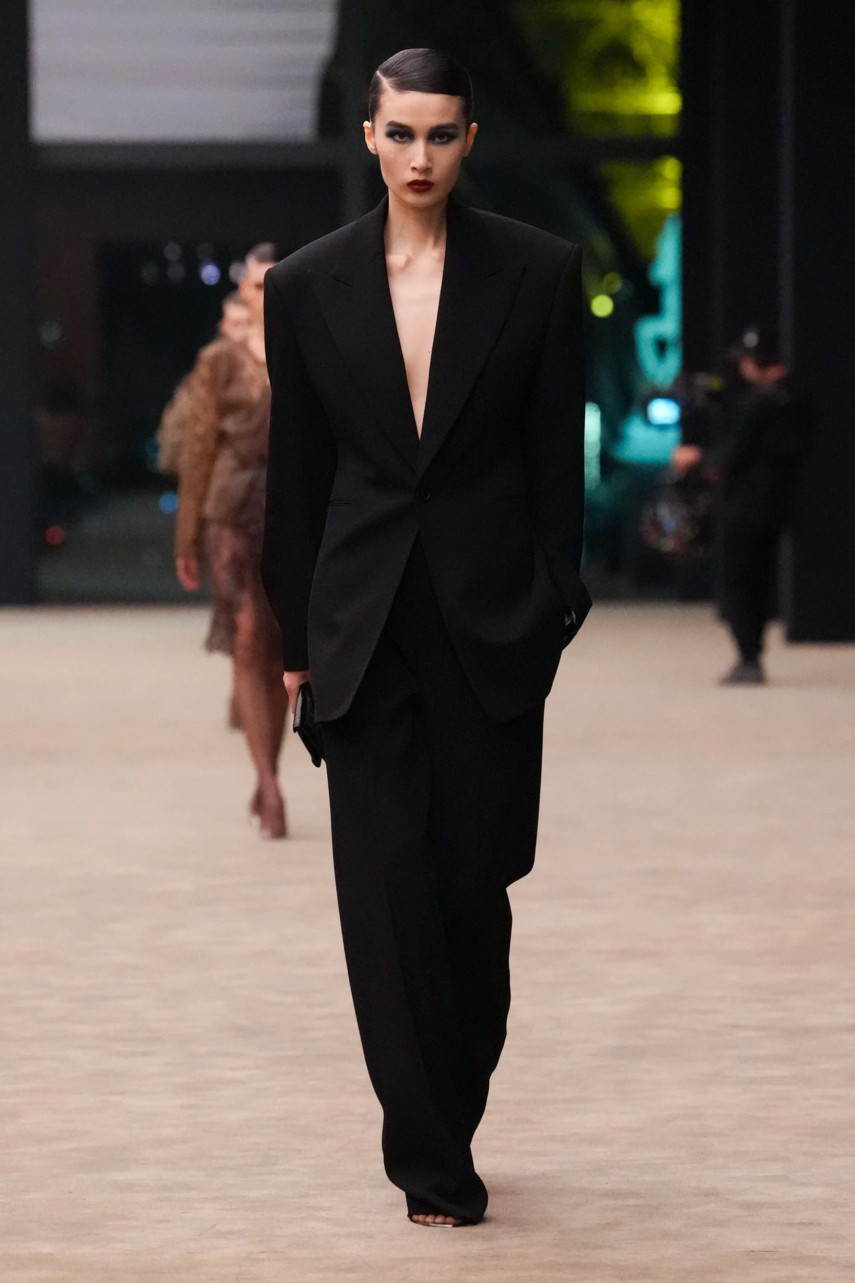 2026-27年秋冬コレクション_SAINT LAURENT(サンローラン)_モデル_8