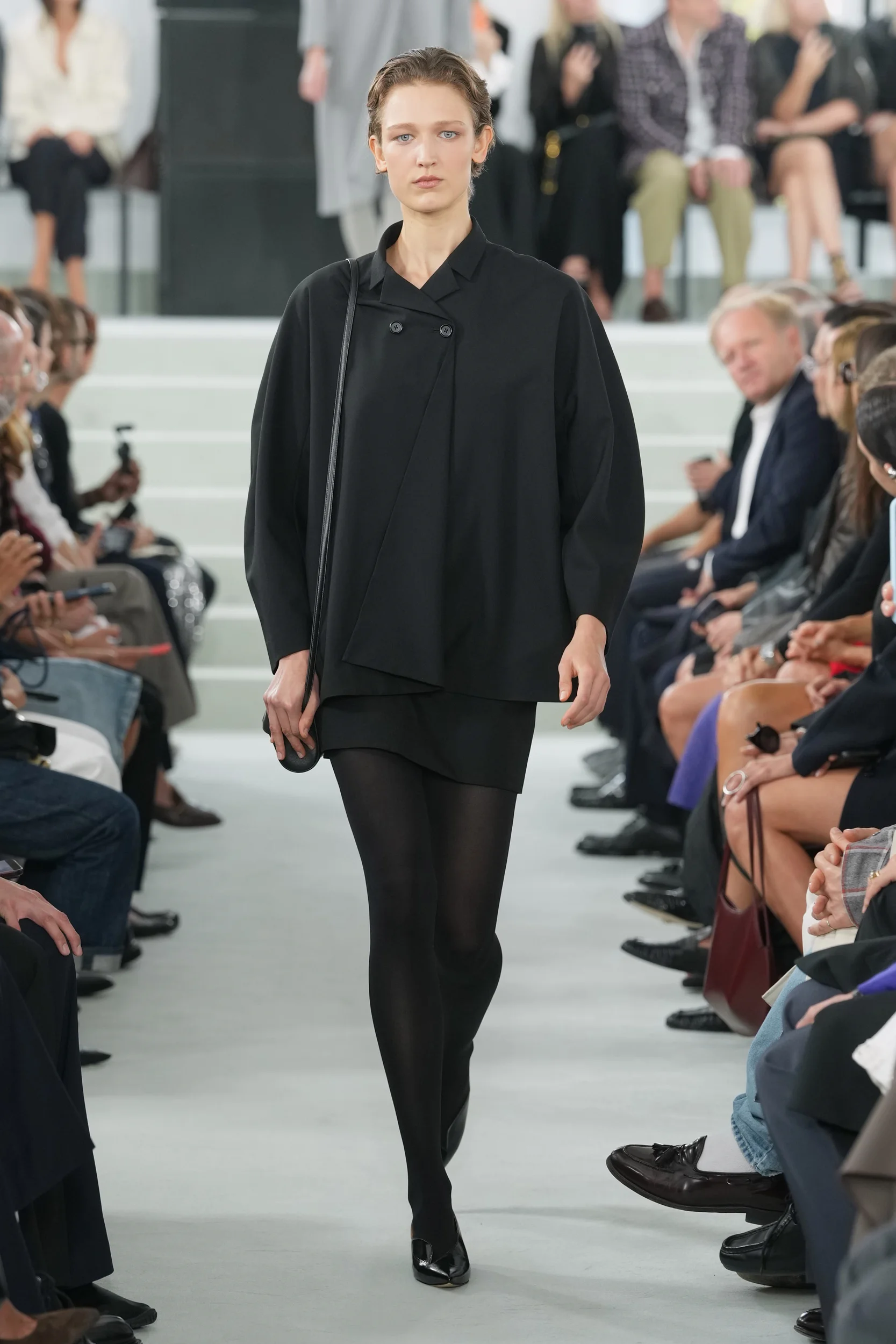 2027年春夏コレクション_JIL SANDER(ジル サンダー)_モデル_14