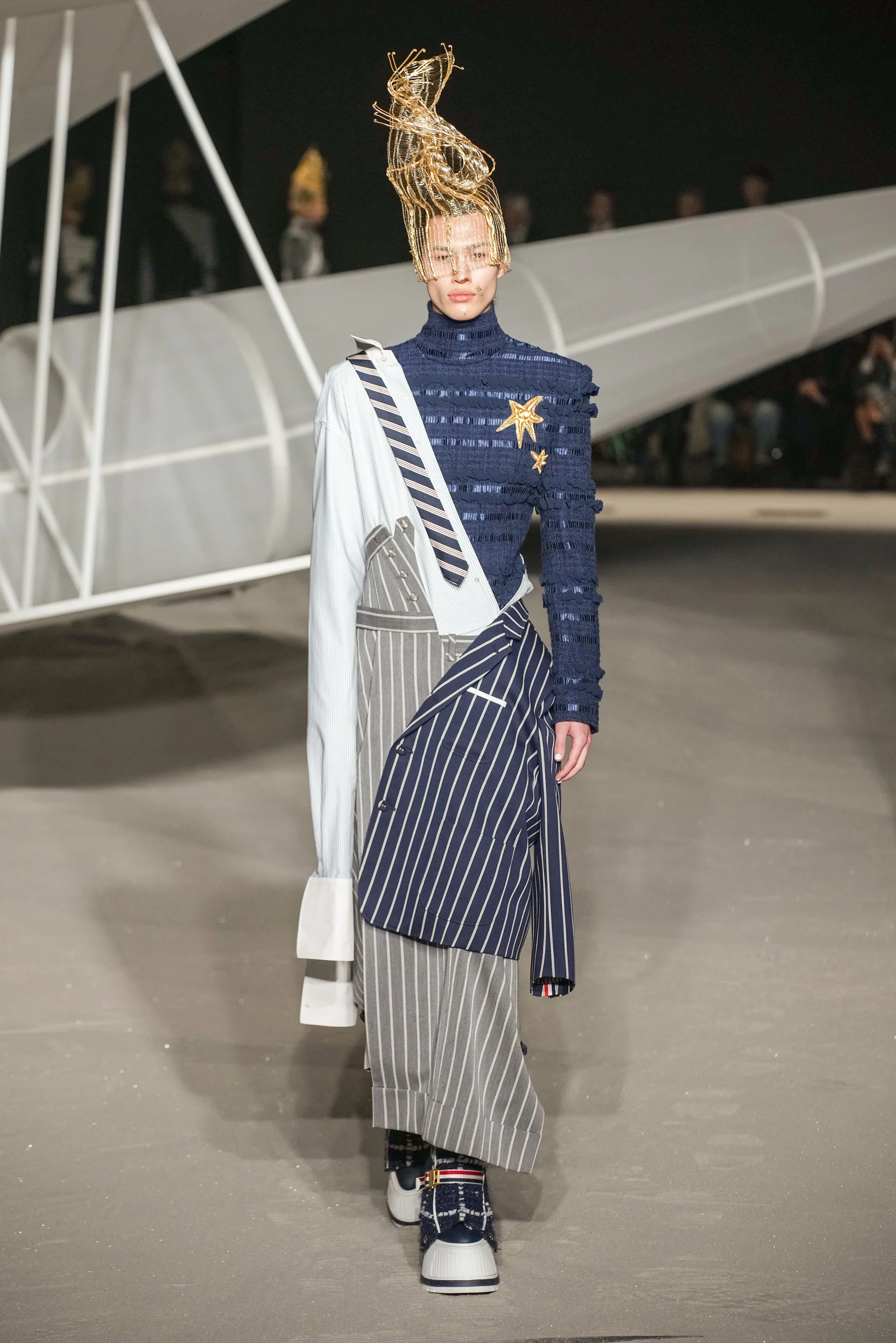 2023-24年秋冬コレクション_THOM BROWNE(トム ブラウン ニューヨーク)_モデル_50