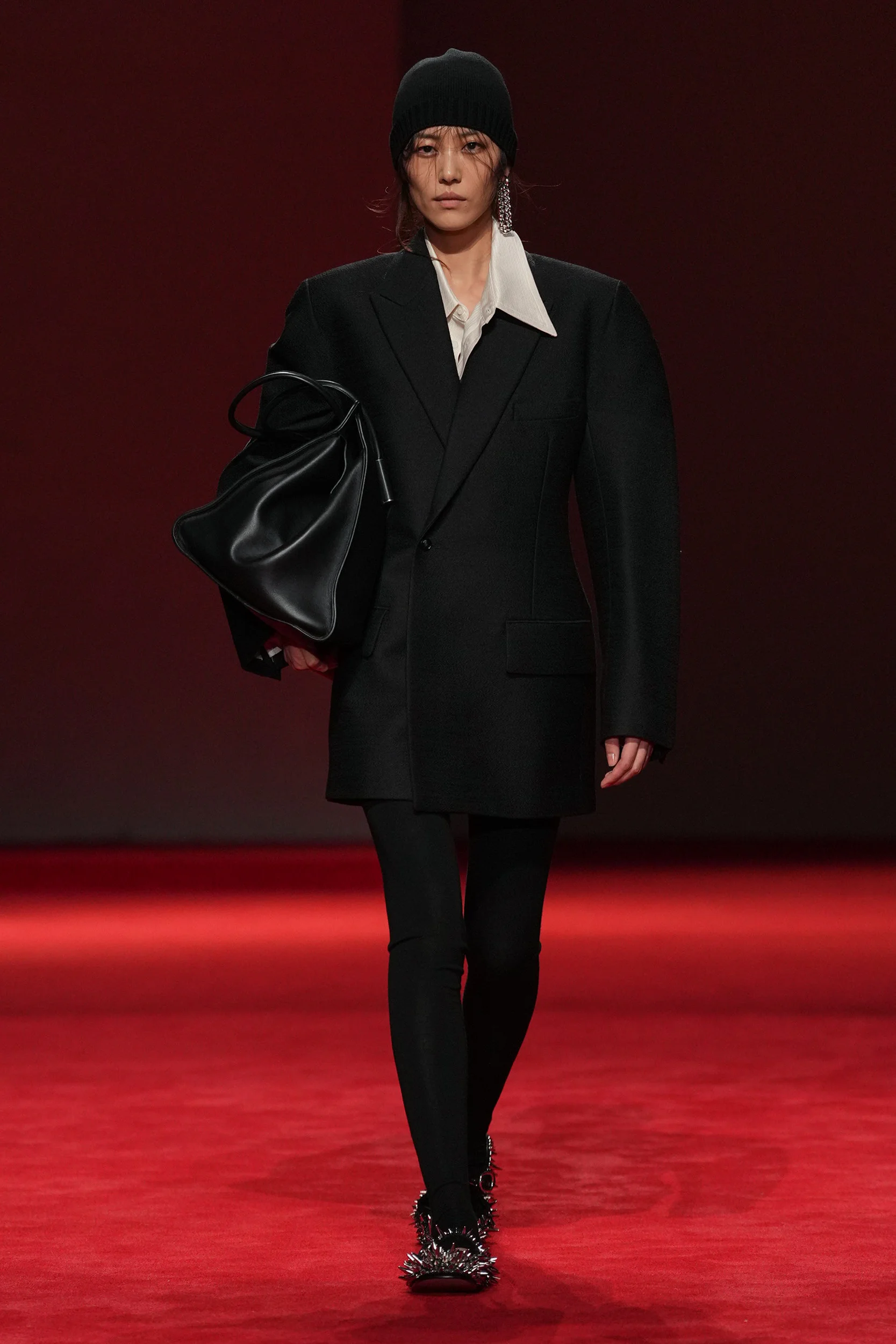 2026-27年秋冬コレクション_BOTTEGA VENETA(ボッテガ ヴェネタ)_モデル_7