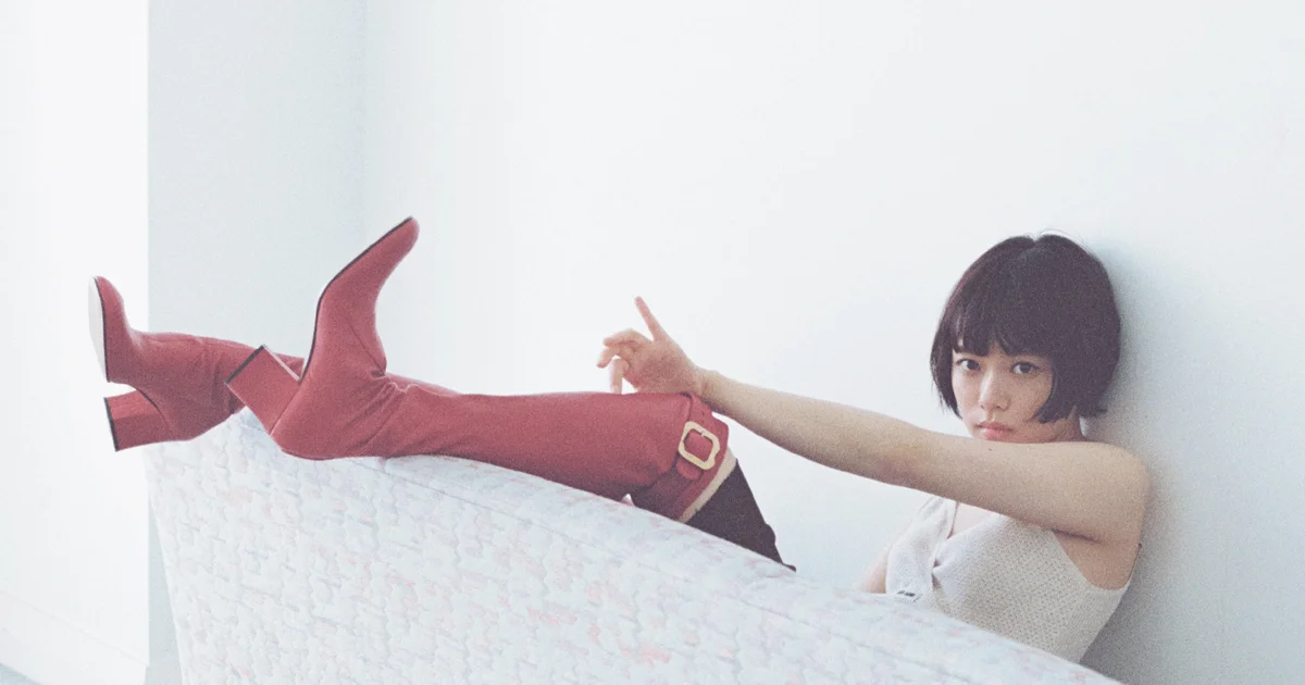 【新版】YOUPAPER 杉咲花 掲載2ページ（ストレート）#6445 11月号に登場！ ずっと撮影したかった杉咲花さんの話 - 2025年11月号