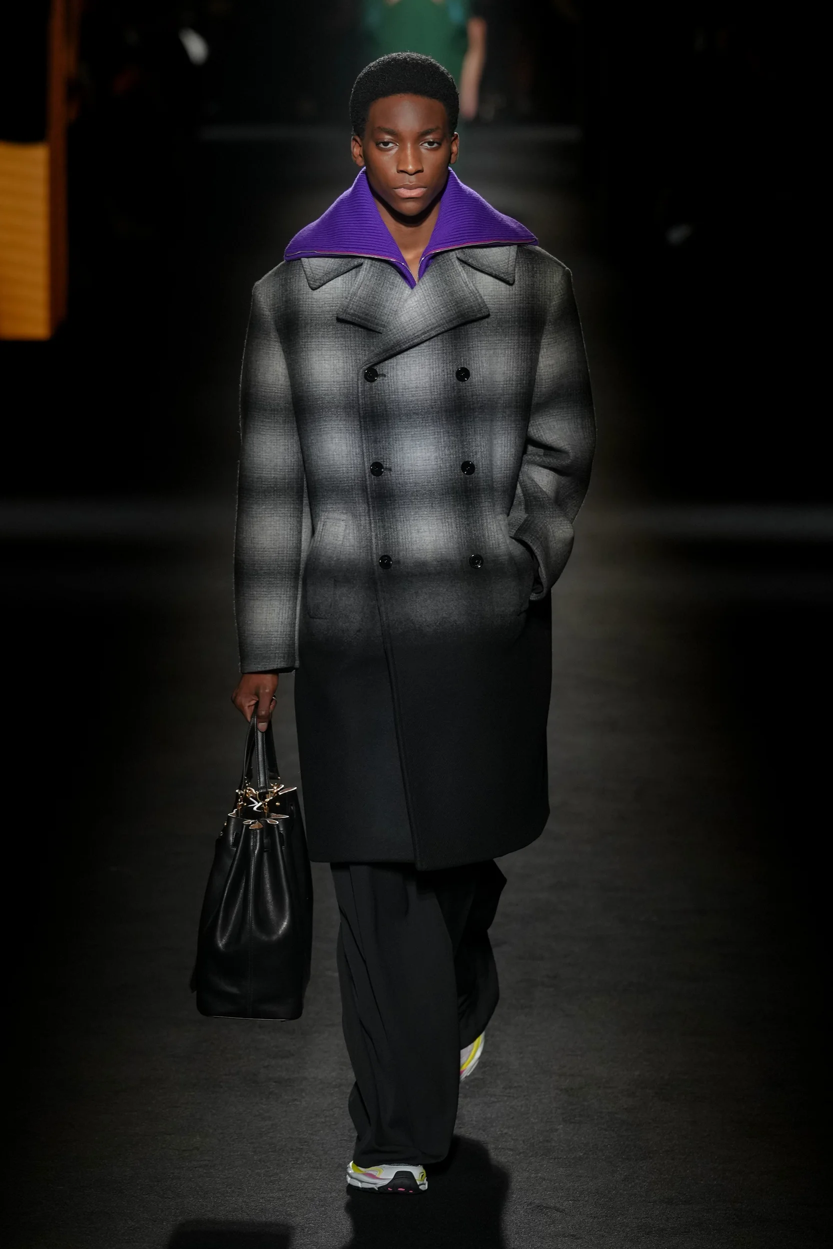 2026-27年秋冬コレクション_BALENCIAGA(バレンシアガ)_モデル_33