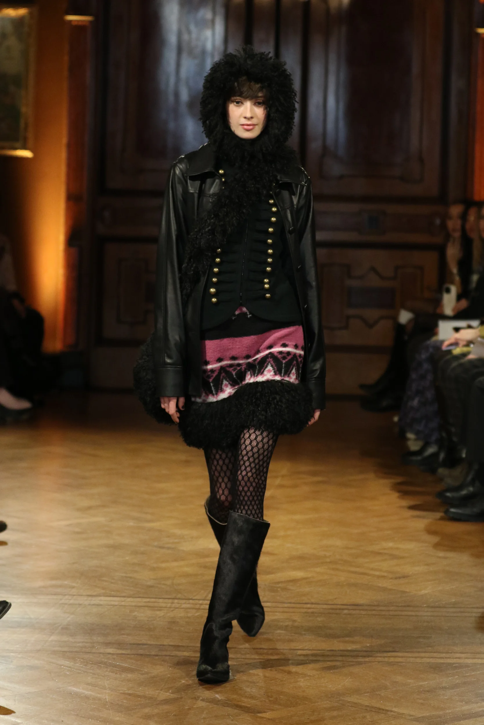 2026-27年秋冬コレクション_ANNA SUI(アナ スイ)_モデル_22