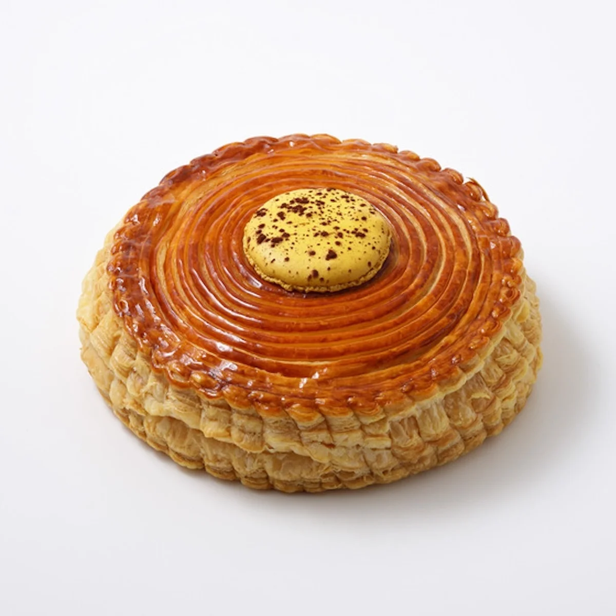 定番フレーバー「モガドール」のアレンジヴァージョンも！ 【ピエール・エルメ・パリ】のガレット・デ・ロワ2種