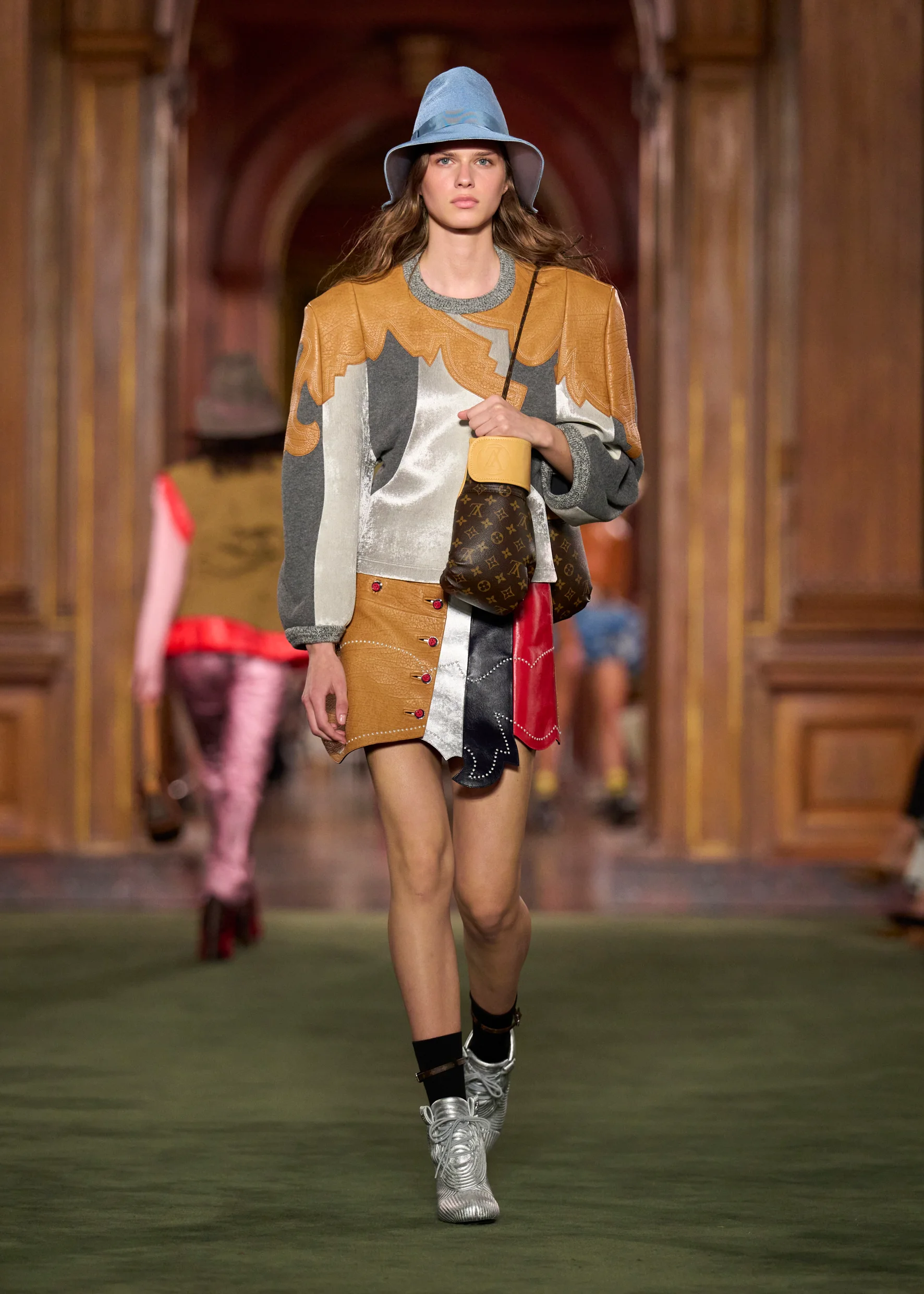 ルイ・ヴィトン(LOUIS VUITTON) - 2027年クルーズコレクション | SPUR