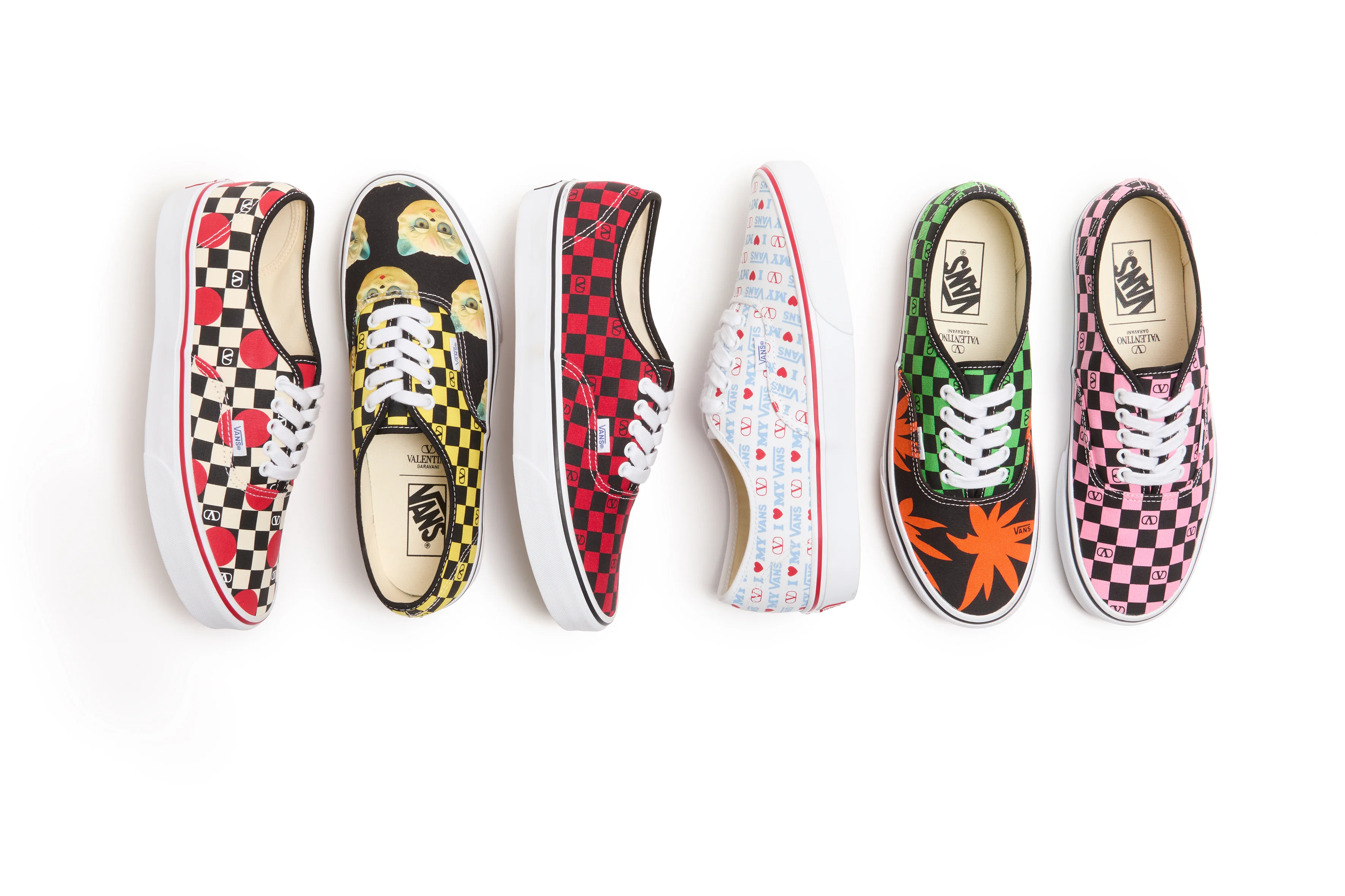 ヴァレンティノ ガラヴァーニ】より、ヴァンズとの初の限定コラボ