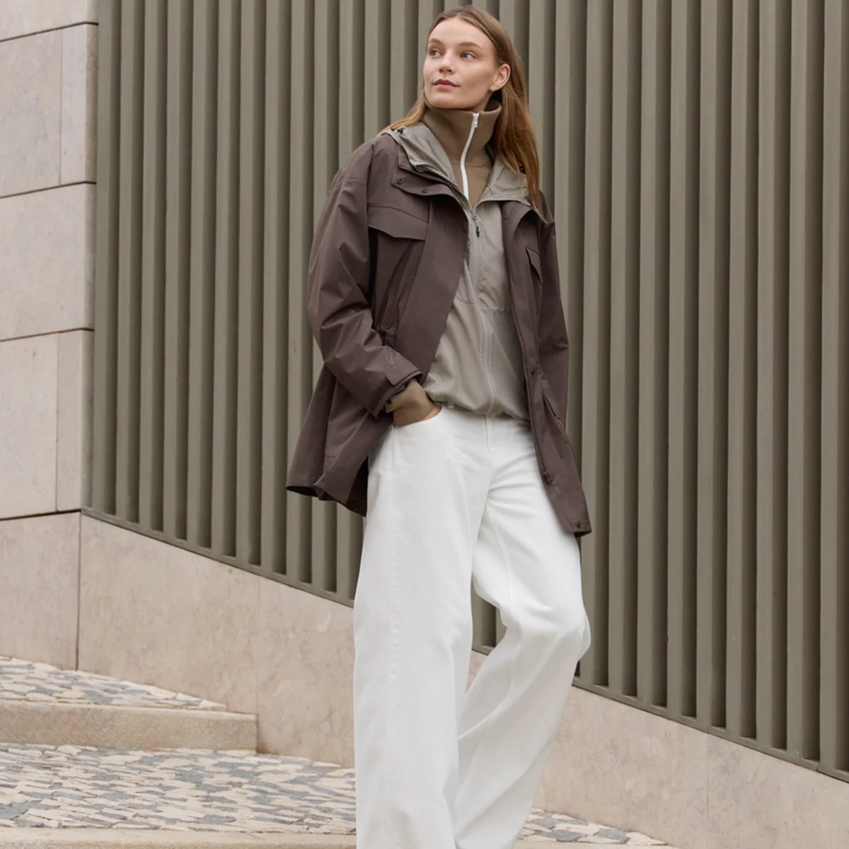 【ユニクロ：シー】2026年春夏コレクションで注目のアイテムは？ ニットTやシャツ他、アクセサリーも充実〈全アイテム掲載〉