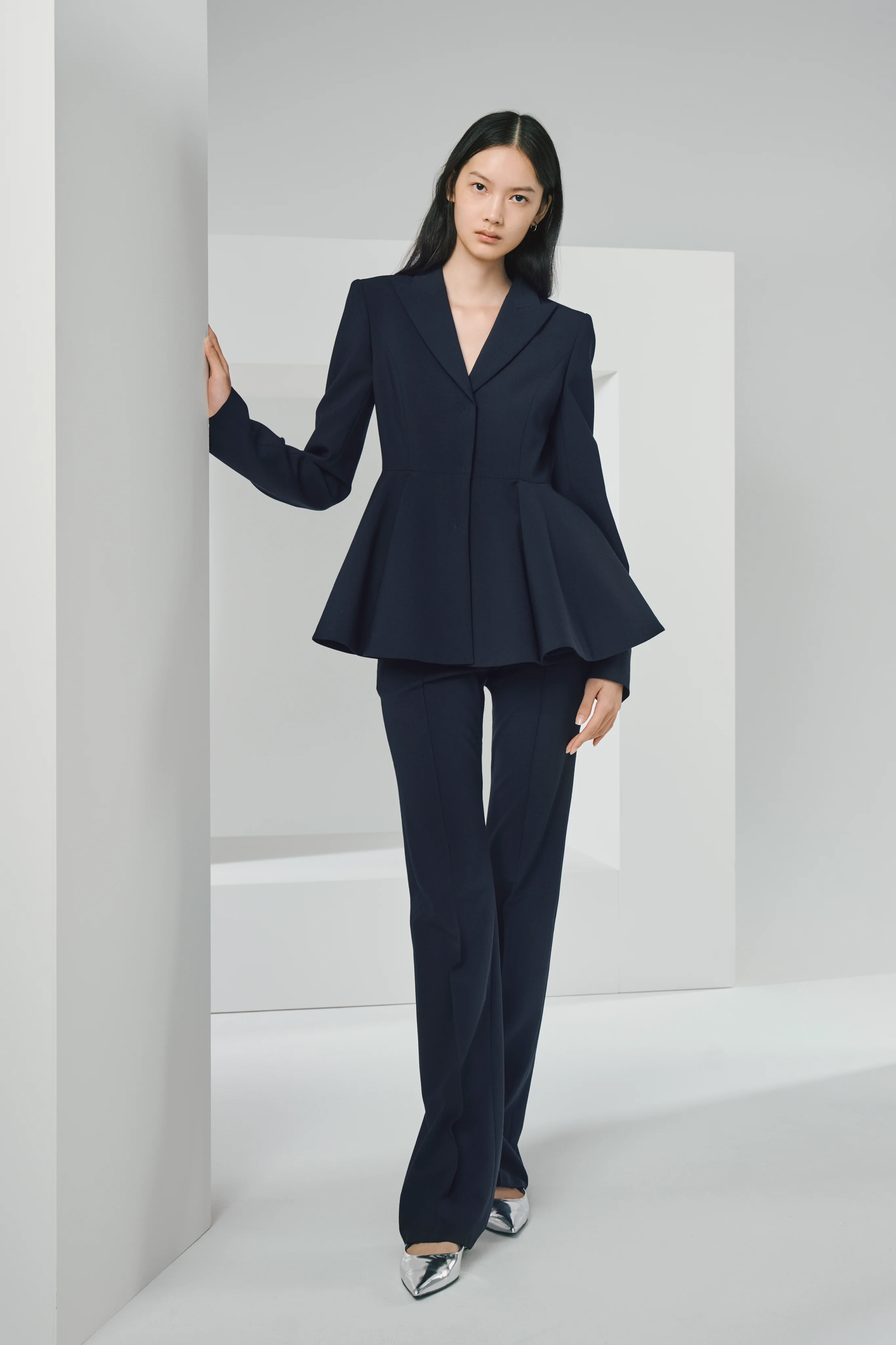 2026年春夏コレクション_ADEAM(アディアム)_モデル_24