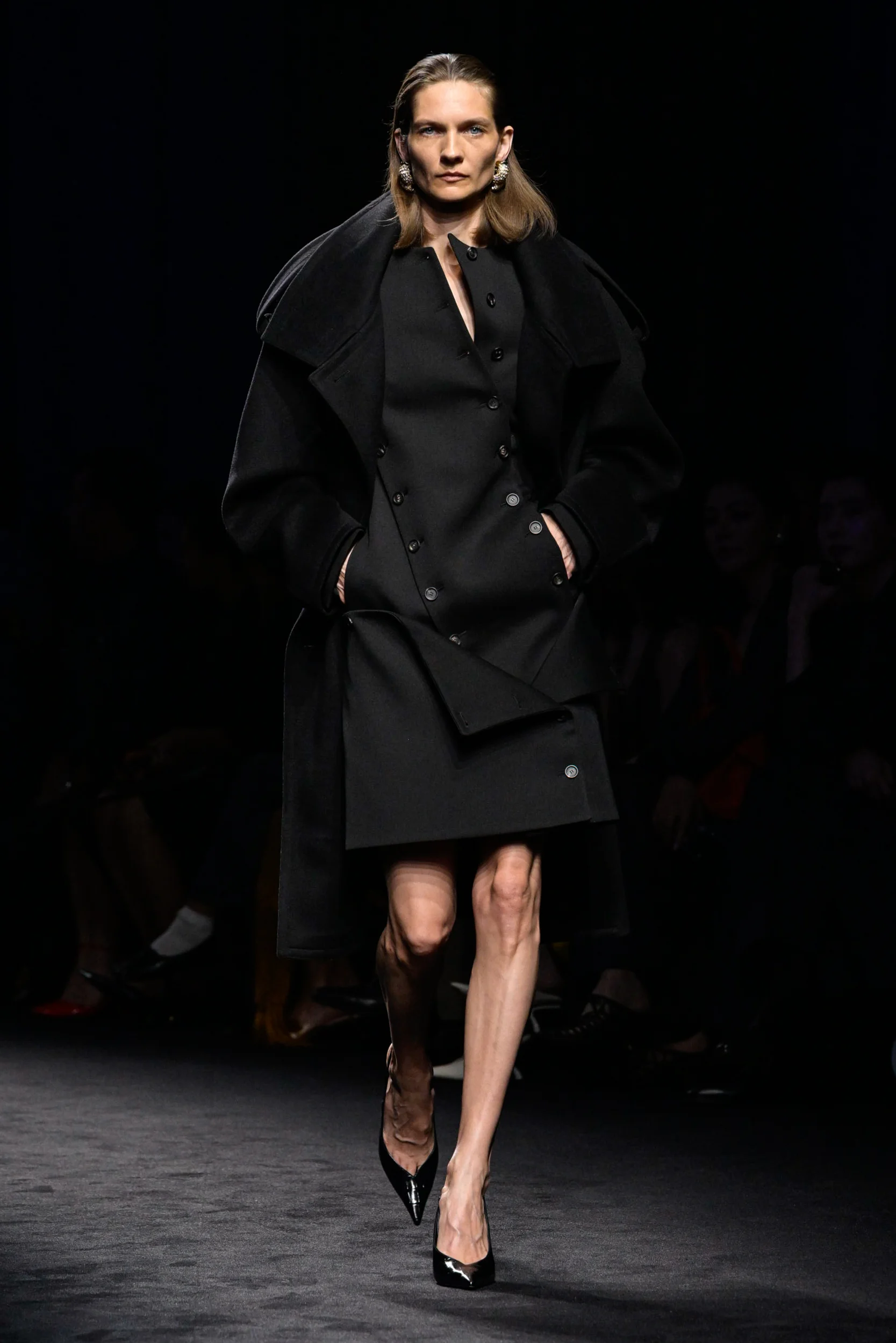 2026-27年秋冬コレクション_FERRAGAMO(フェラガモ)_モデル_27