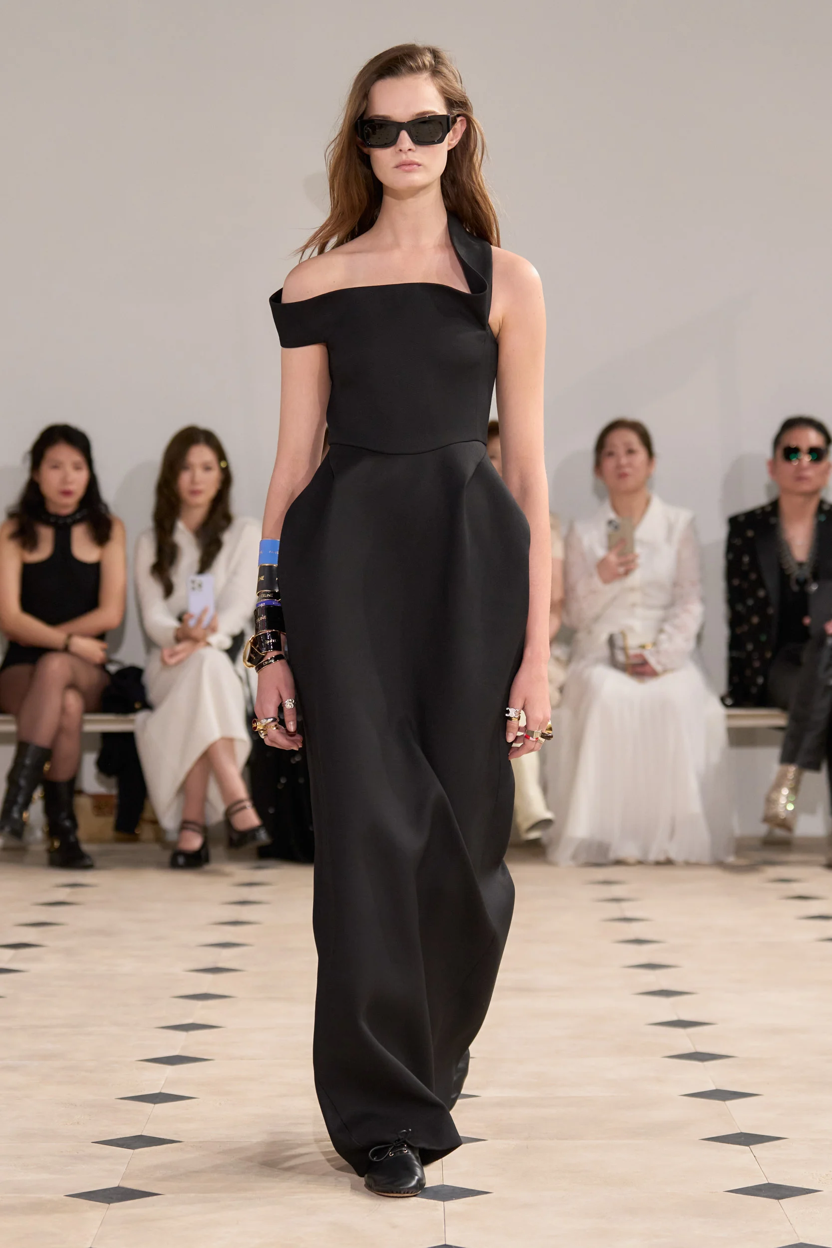 2026年プレスプリング_CELINE(セリーヌ)_モデル_48