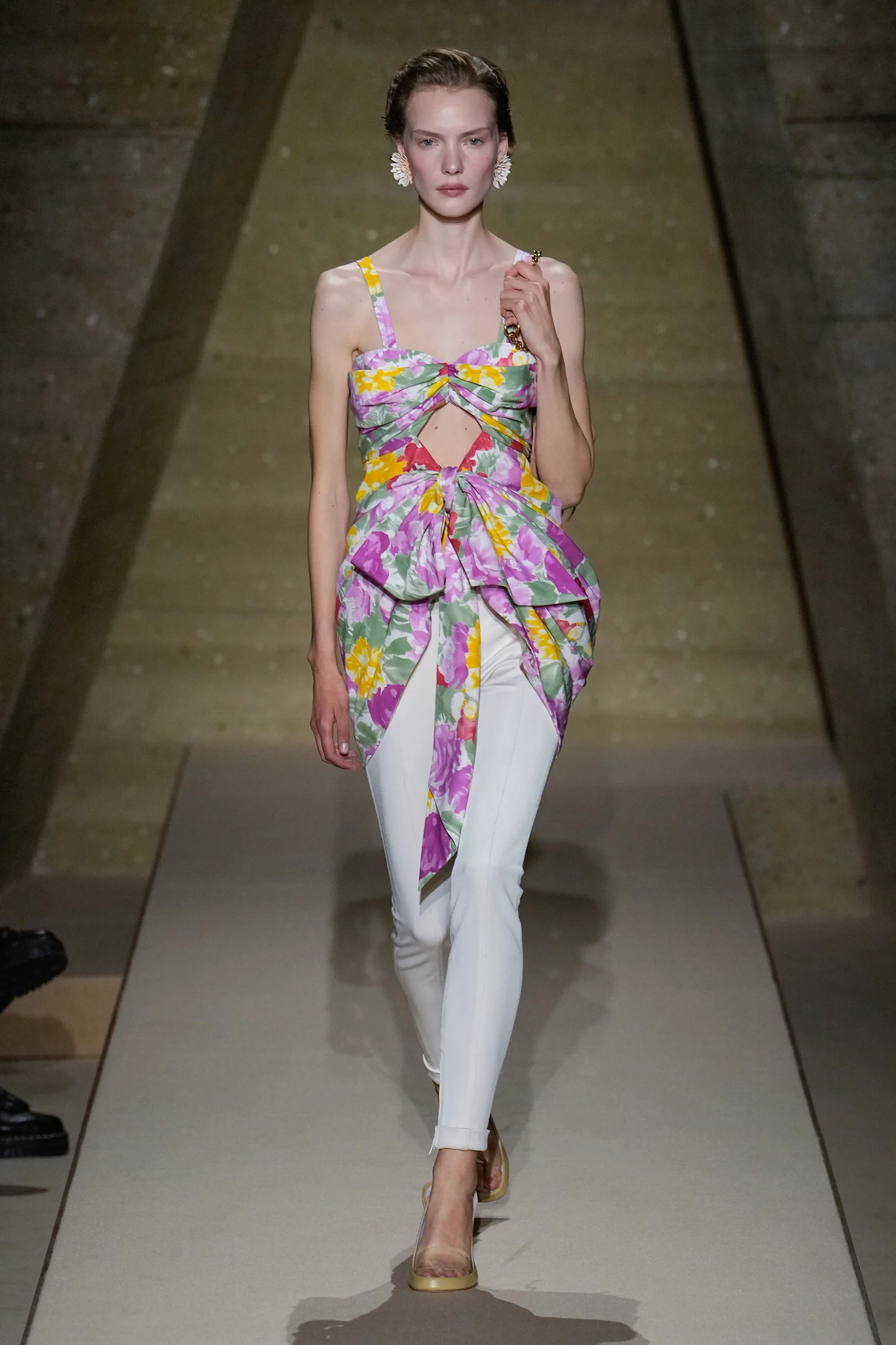 2026年春夏コレクション_CHLOÉ(クロエ)_モデル_17