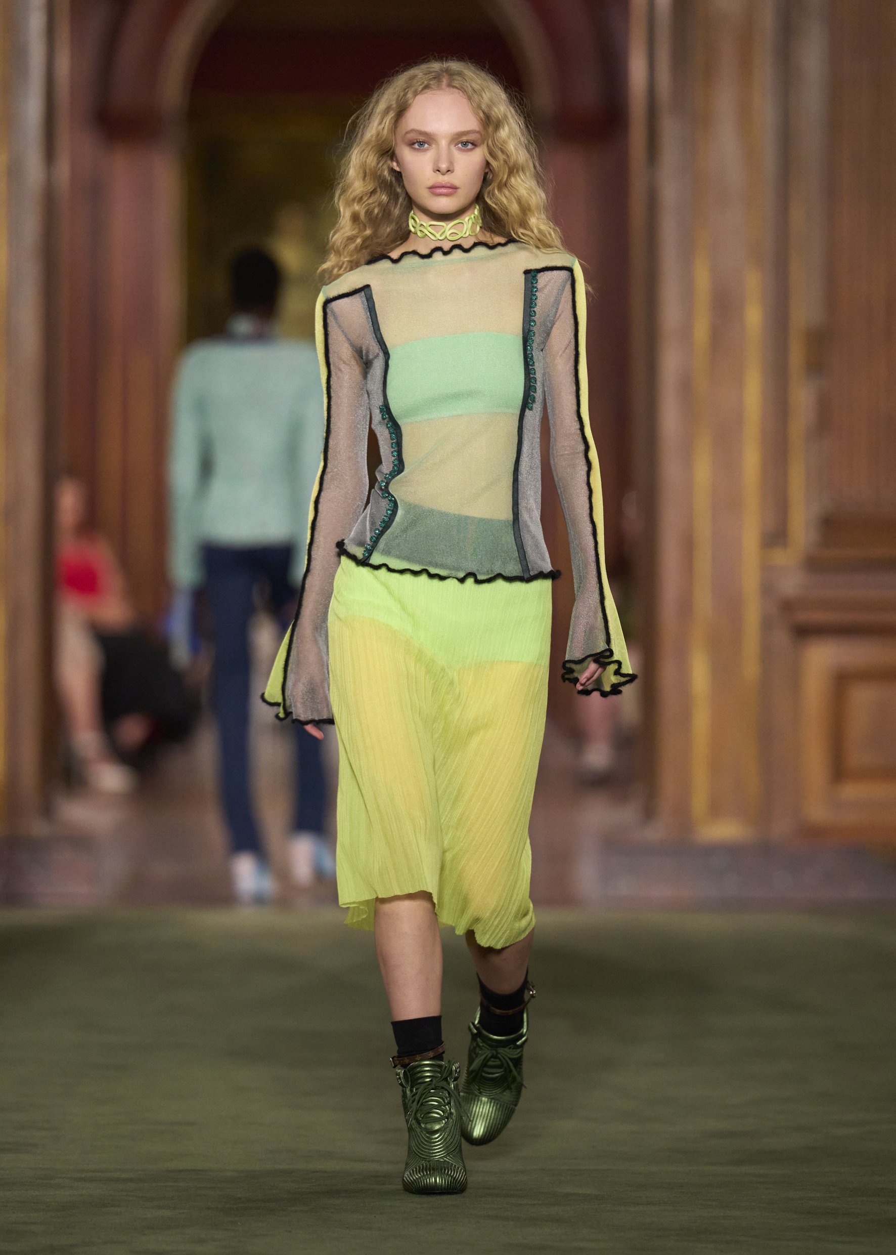 2027年クルーズコレクション_LOUIS VUITTON(ルイ・ヴィトン)_モデル_38