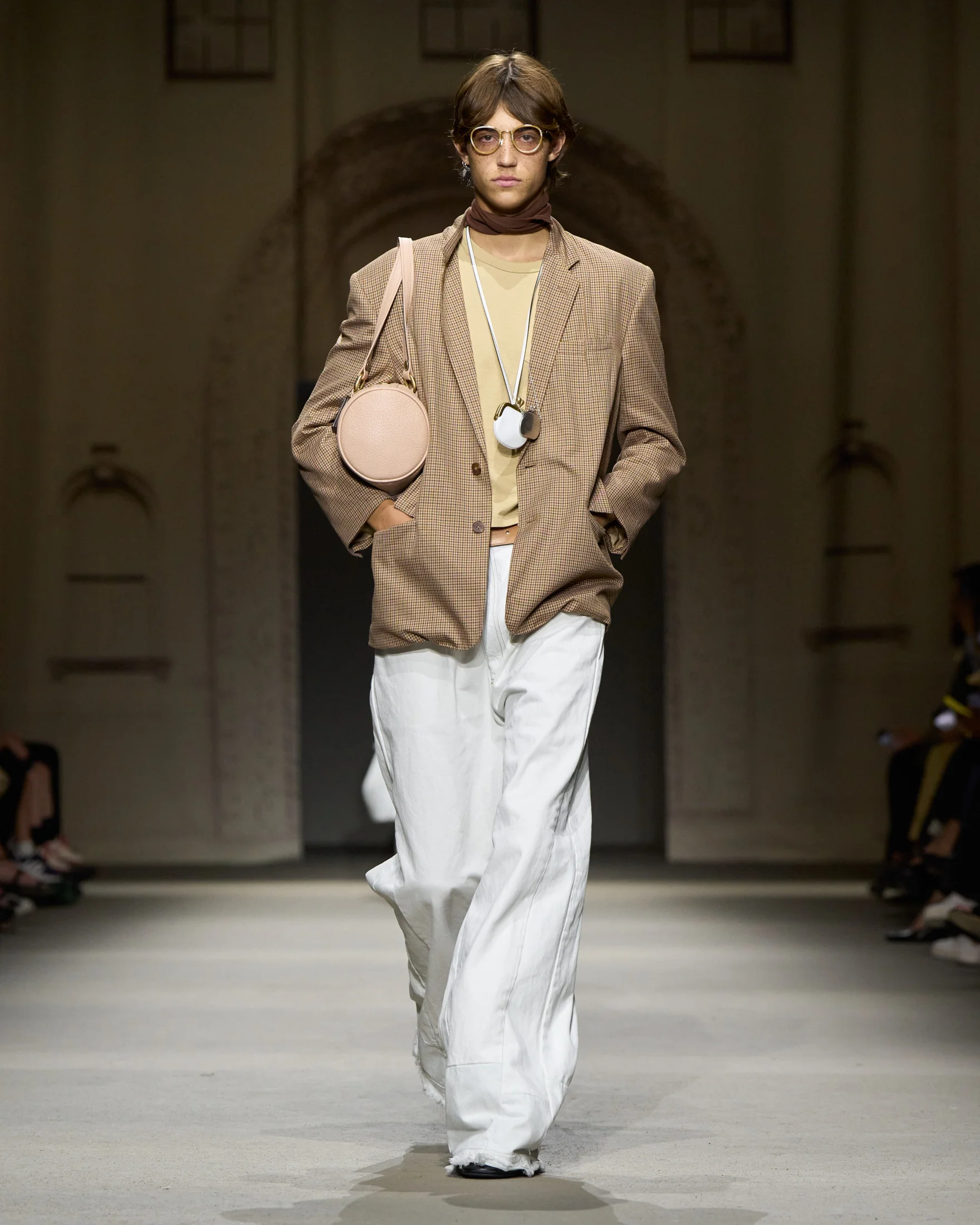 2026年春夏コレクション_COACH(コーチ)_モデル_39