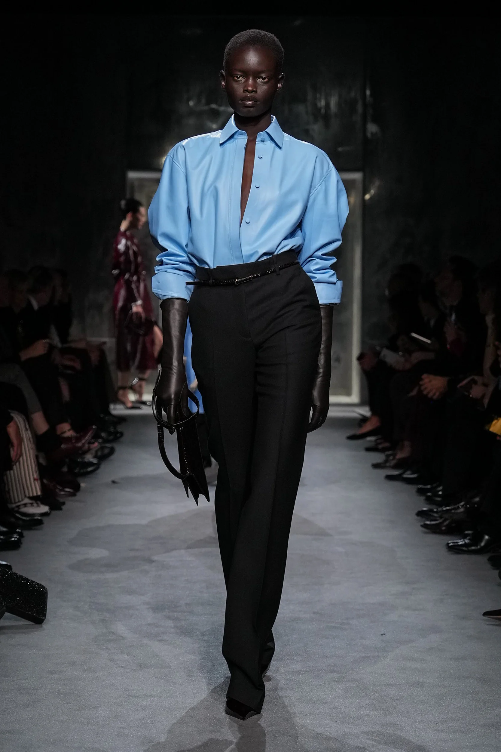 2025年秋冬コレクション_TOM FORD(トム フォード)_モデル_27