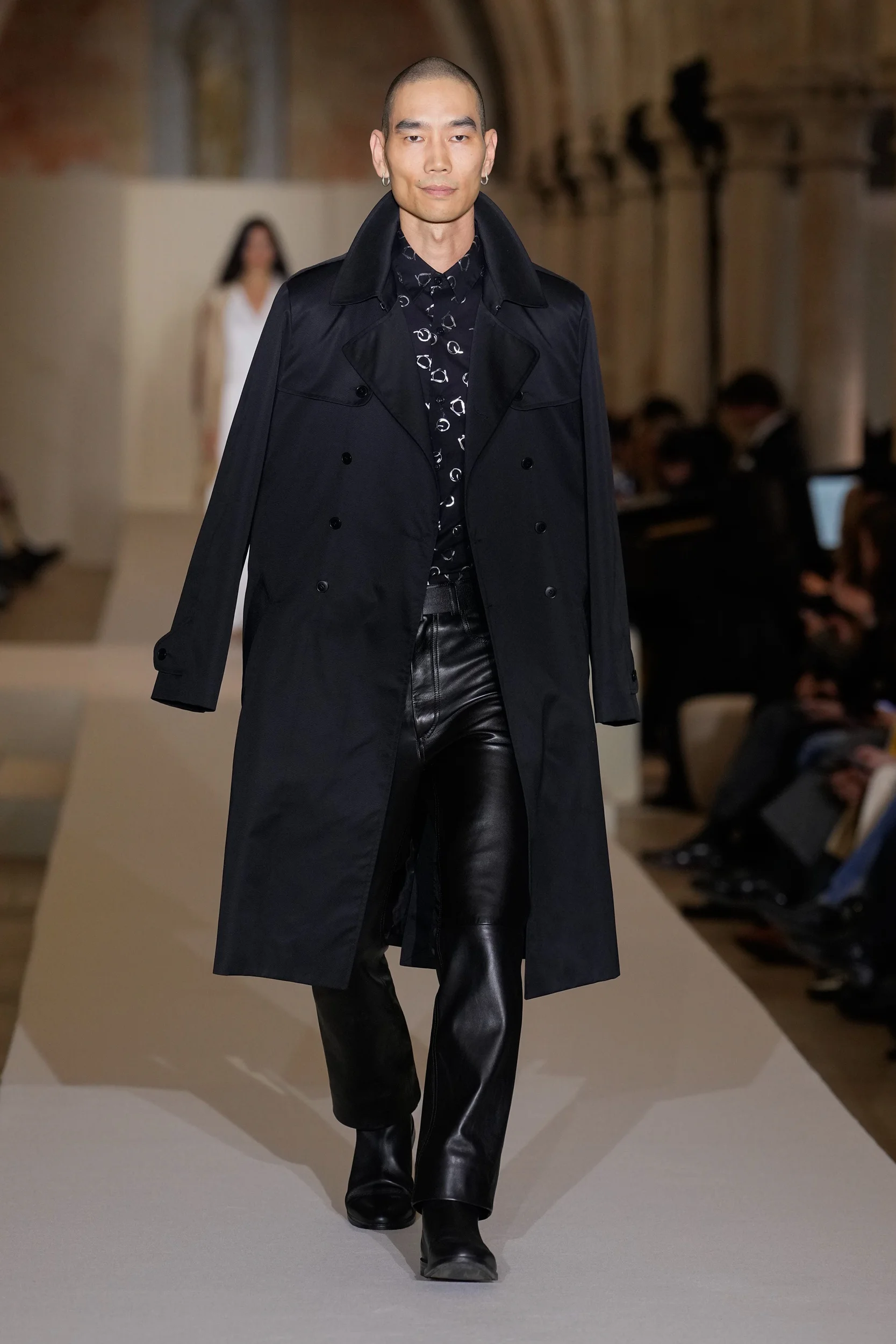 2026年春夏コレクション_AGNES B.(アニエスベー)_モデル_74