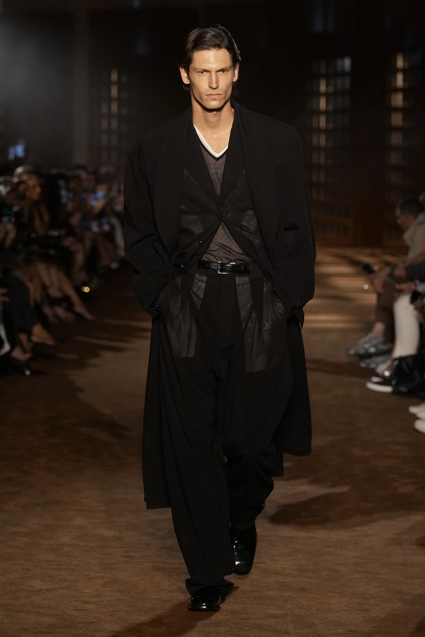 2027年春夏コレクション_FERRAGAMO(フェラガモ)_モデル_57