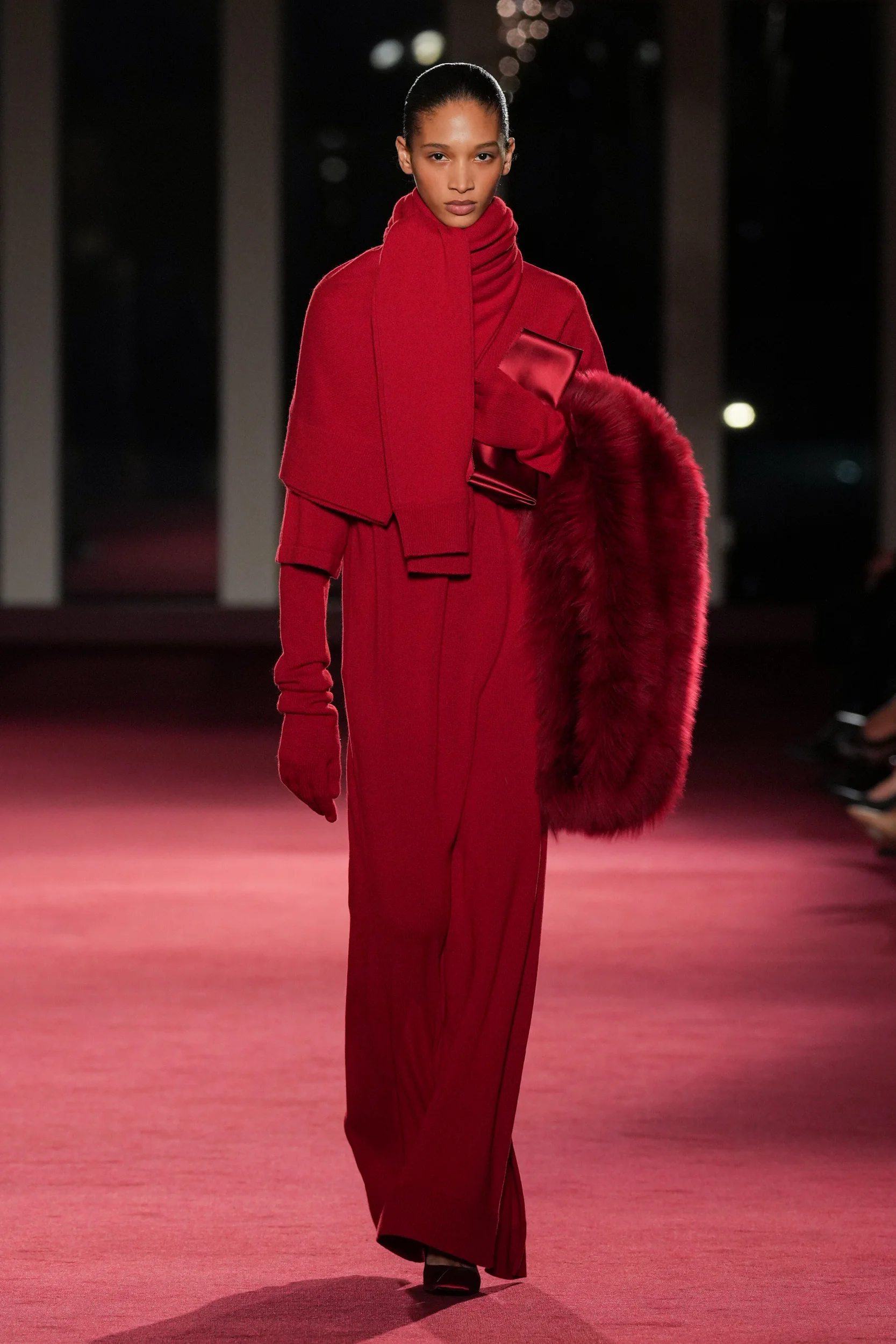 2026-27年秋冬コレクション_MICHAEL KORS COLLECTION(マイケル・コース コレクション)_モデル_7