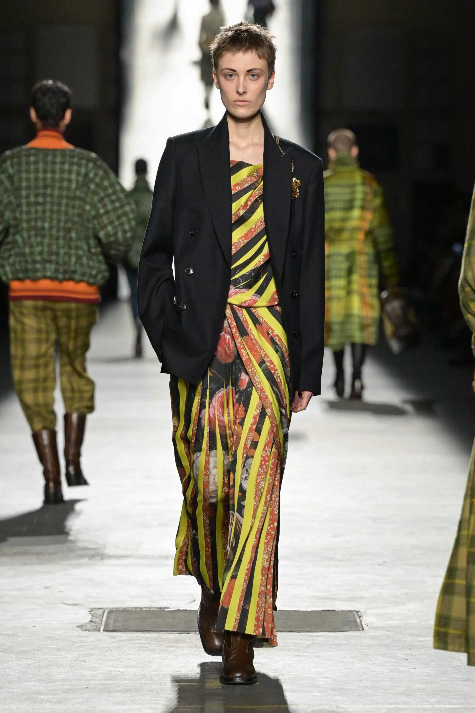 2026-27年秋冬コレクション_DRIES VAN NOTEN(ドリス ヴァン ノッテン)_モデル_13